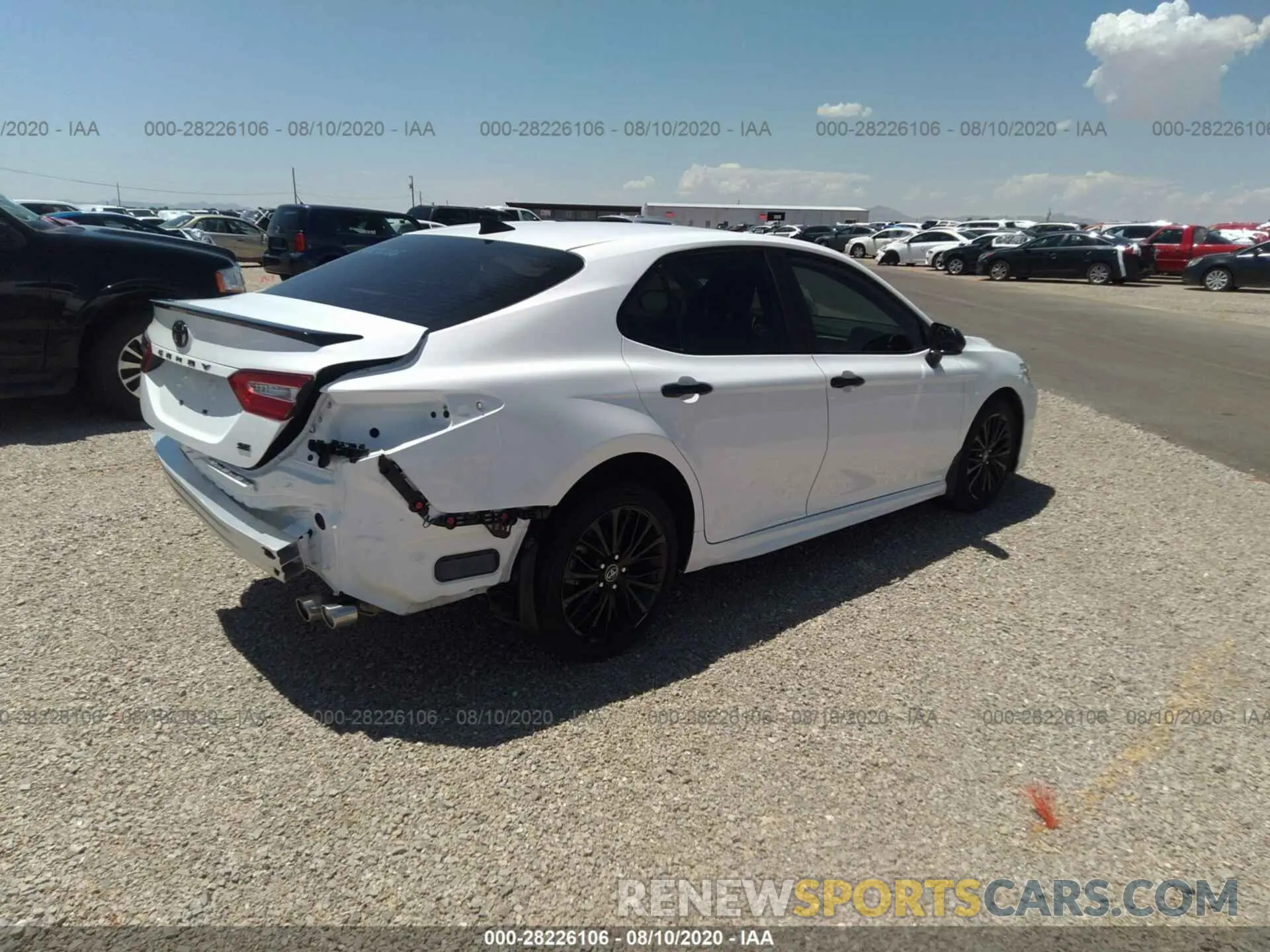 4 Photograph of a damaged car 4T1G11AK5LU338536 TOYOTA CAMRY 2020