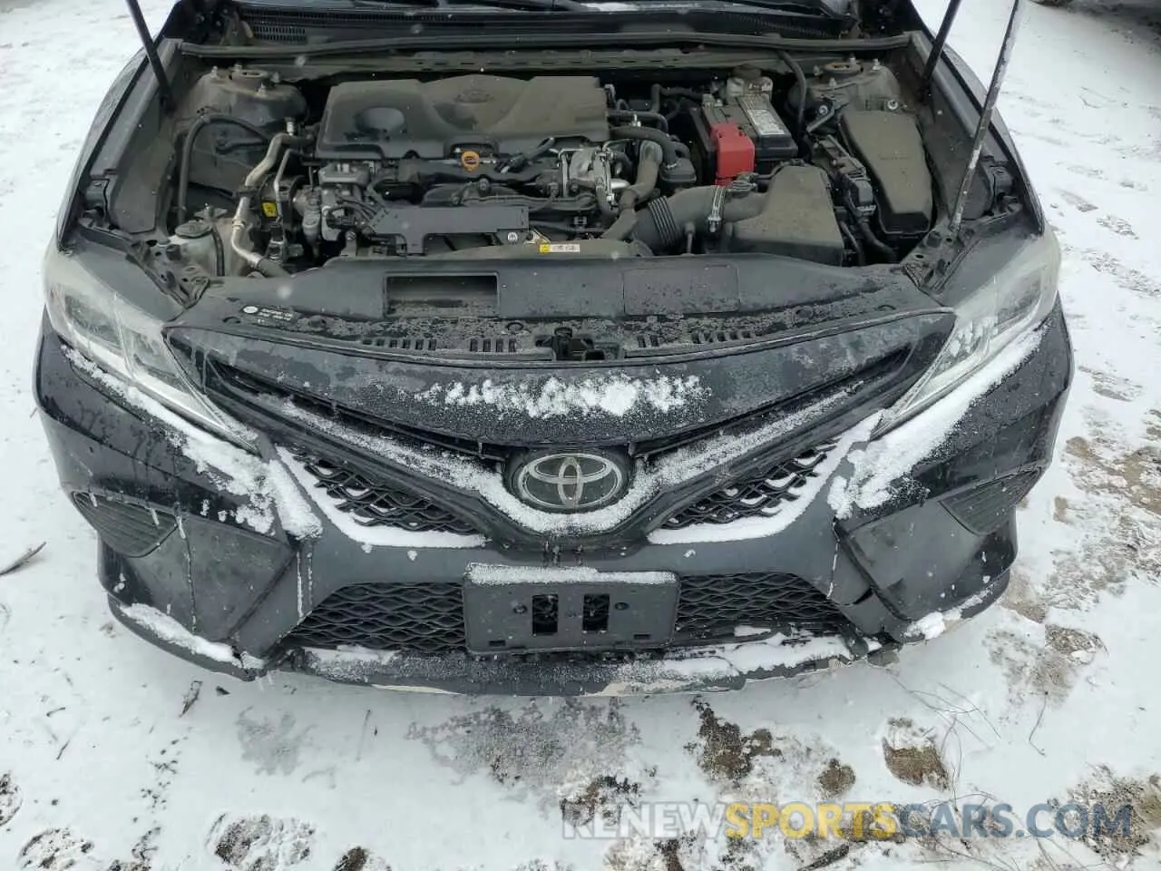 12 Photograph of a damaged car 4T1G11AK5LU342781 TOYOTA CAMRY 2020