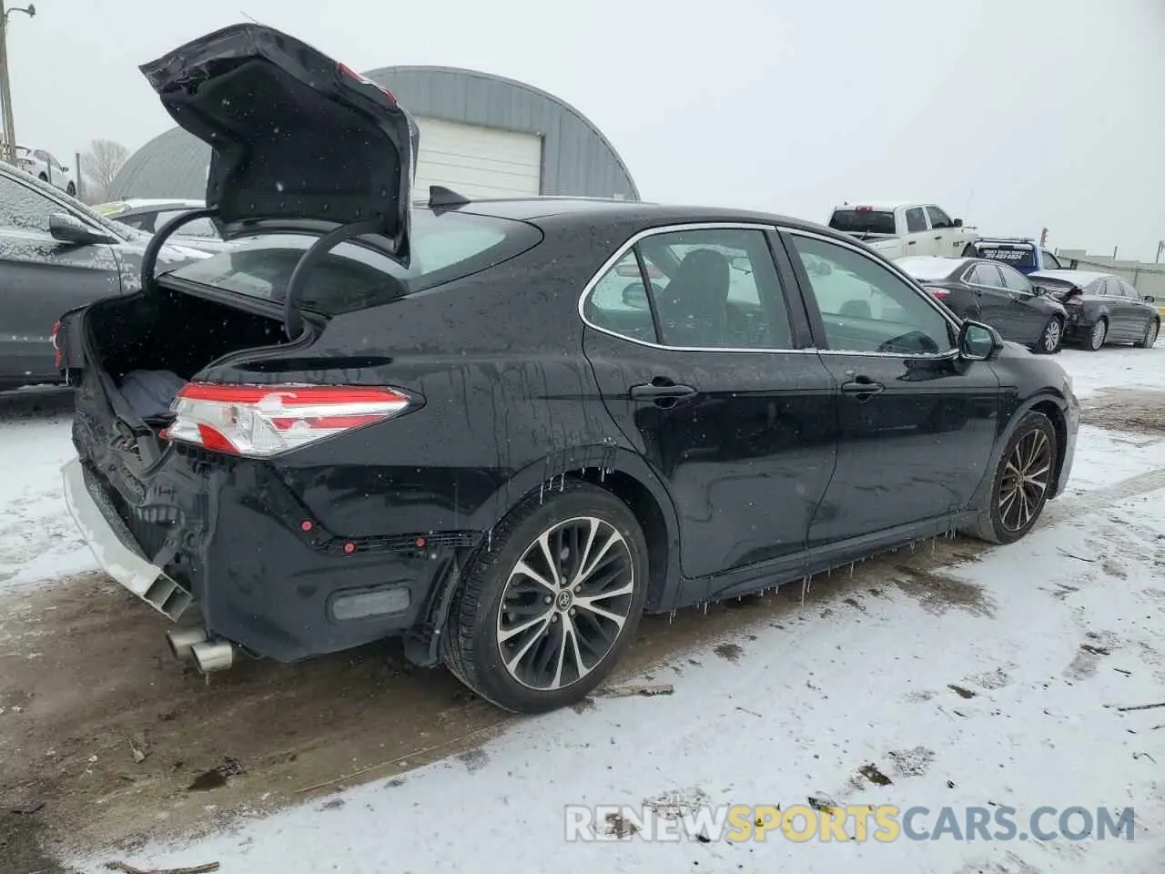 3 Photograph of a damaged car 4T1G11AK5LU342781 TOYOTA CAMRY 2020