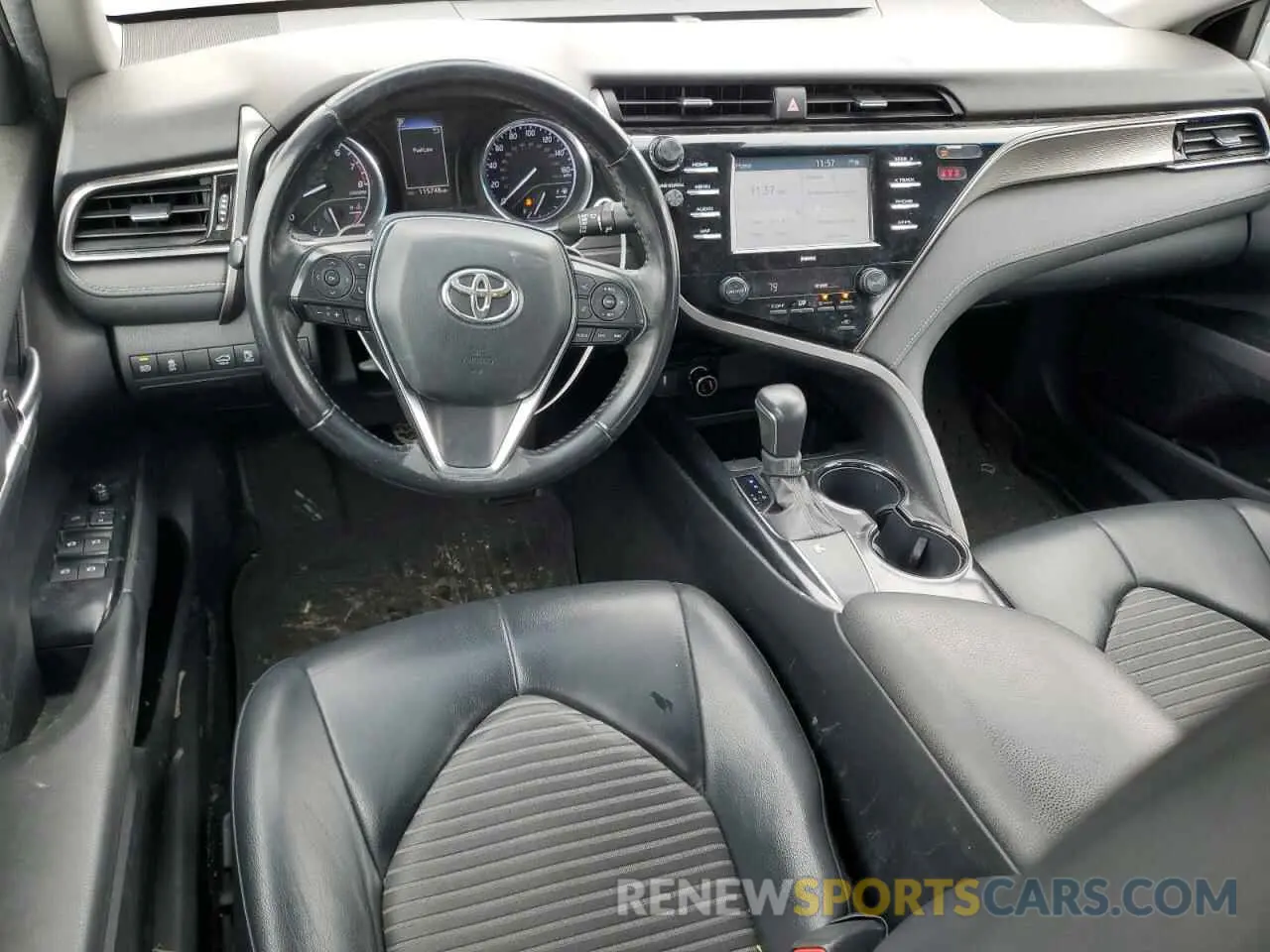 8 Photograph of a damaged car 4T1G11AK5LU342781 TOYOTA CAMRY 2020