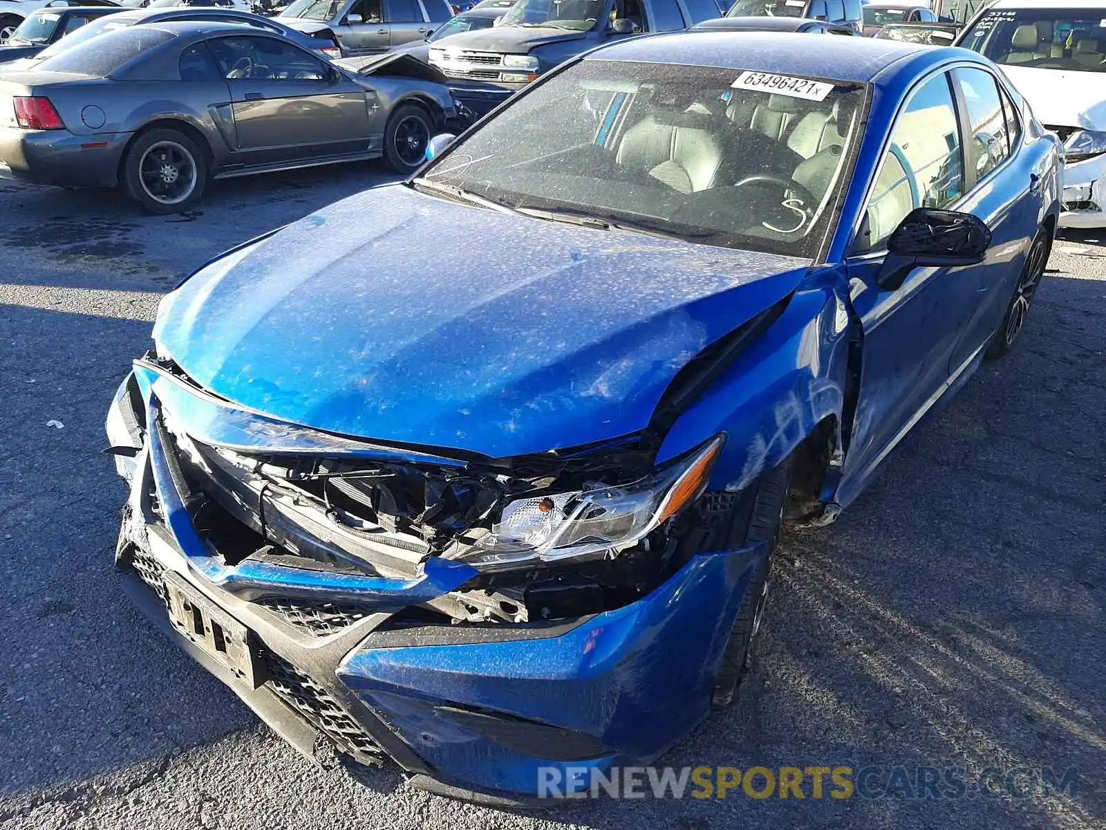 2 Photograph of a damaged car 4T1G11AK5LU346166 TOYOTA CAMRY 2020