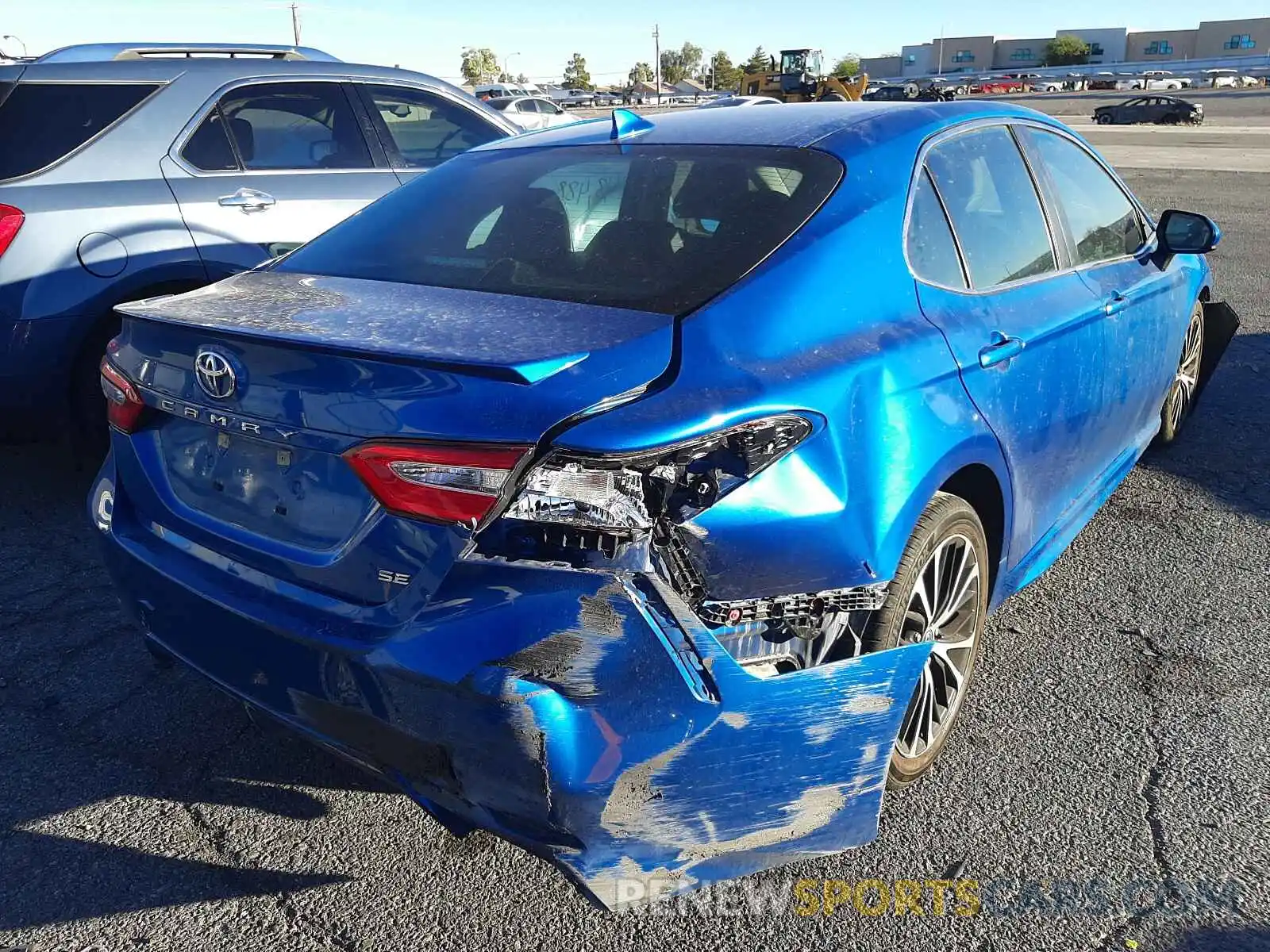 4 Photograph of a damaged car 4T1G11AK5LU346166 TOYOTA CAMRY 2020