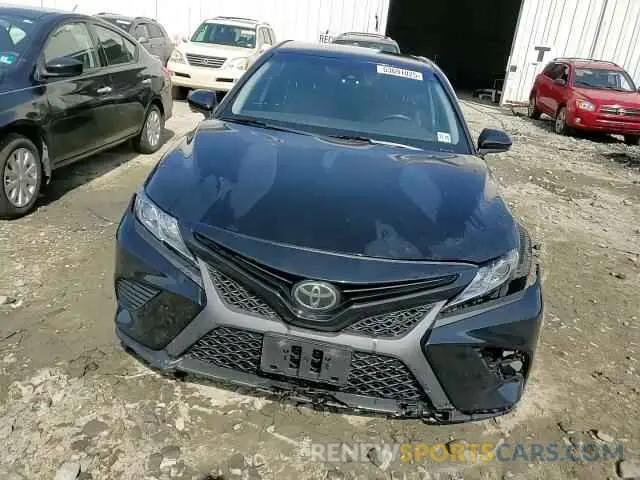 13 Photograph of a damaged car 4T1G11AK5LU352713 TOYOTA CAMRY 2020