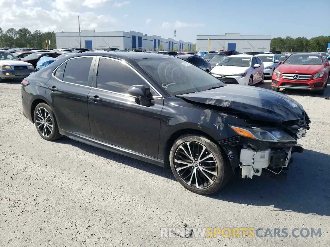 4 Photograph of a damaged car 4T1G11AK5LU356048 TOYOTA CAMRY 2020