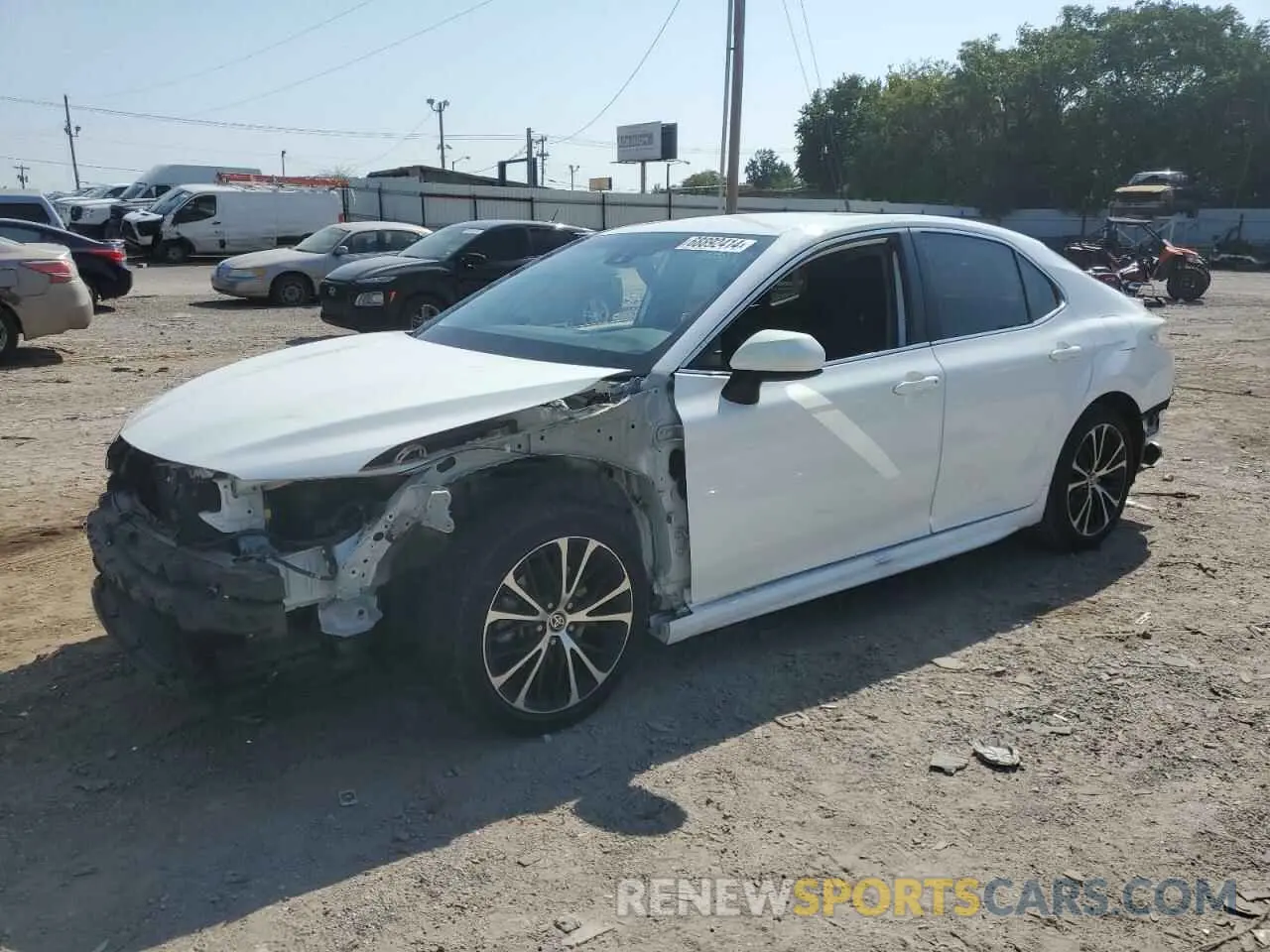 1 Photograph of a damaged car 4T1G11AK5LU366174 TOYOTA CAMRY 2020