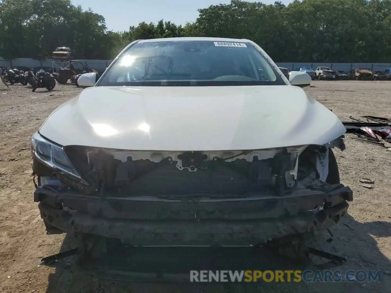 5 Photograph of a damaged car 4T1G11AK5LU366174 TOYOTA CAMRY 2020