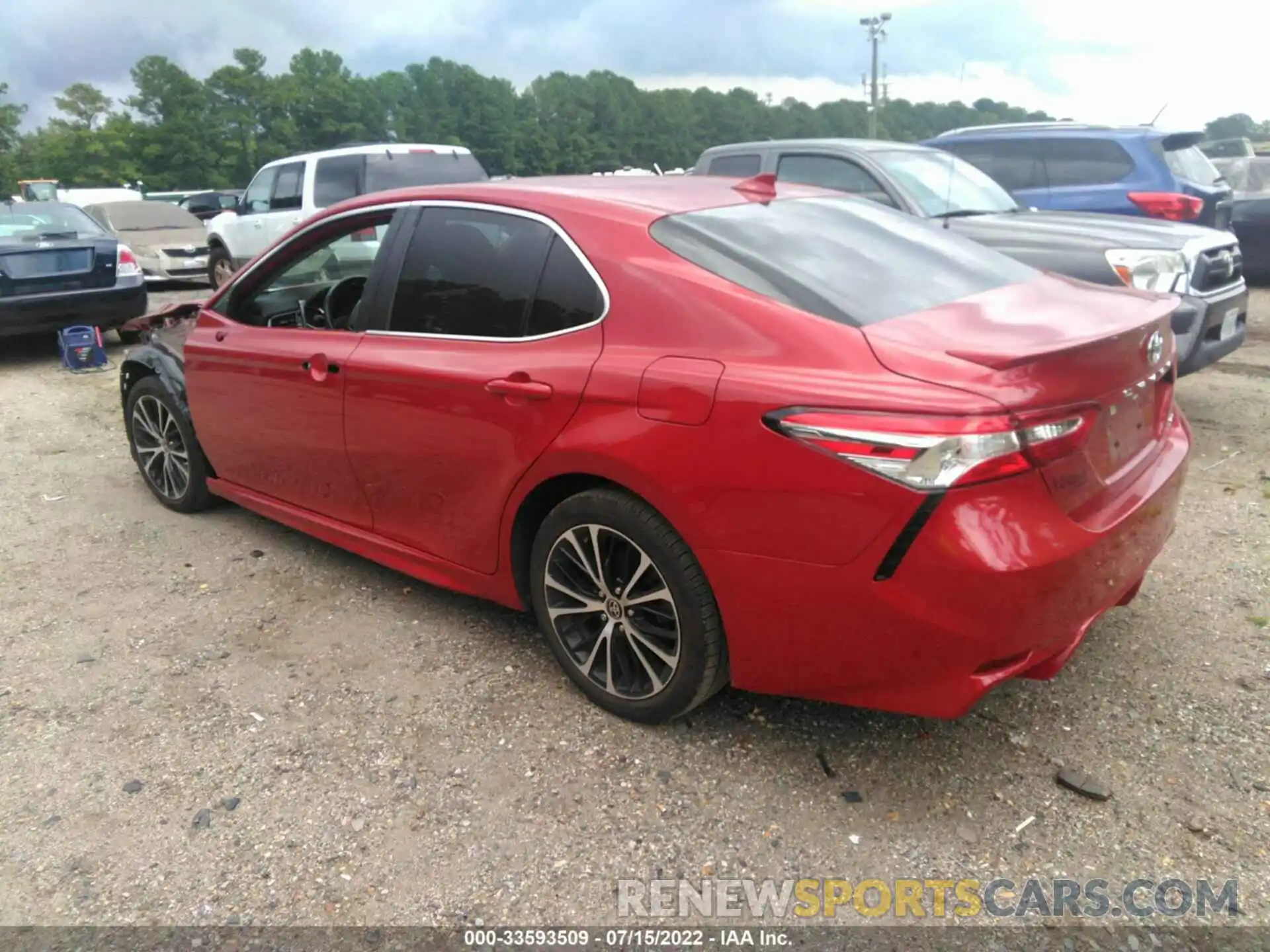 3 Photograph of a damaged car 4T1G11AK5LU381077 TOYOTA CAMRY 2020