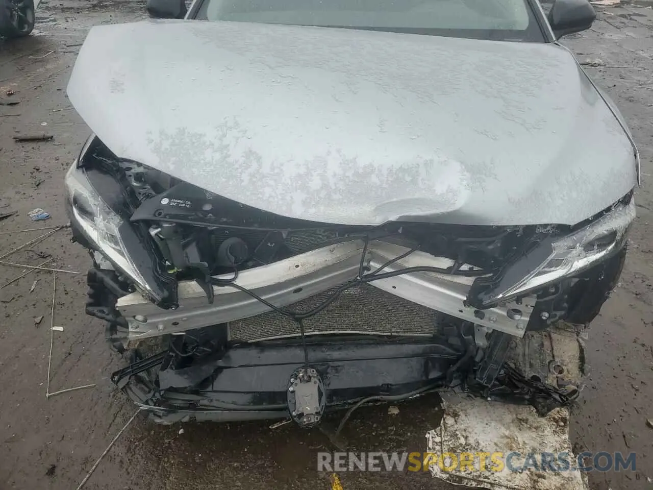 13 Photograph of a damaged car 4T1G11AK5LU396887 TOYOTA CAMRY 2020