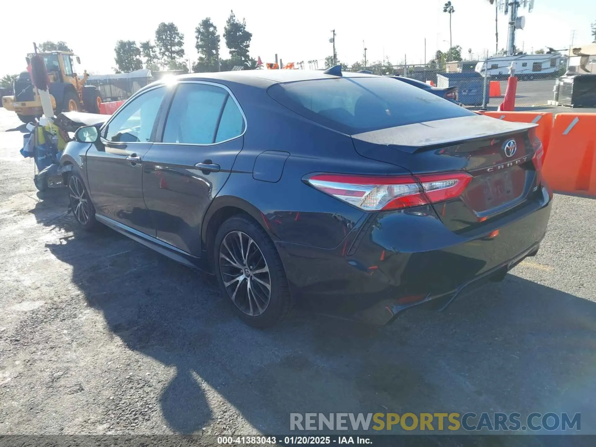 3 Photograph of a damaged car 4T1G11AK5LU509611 TOYOTA CAMRY 2020