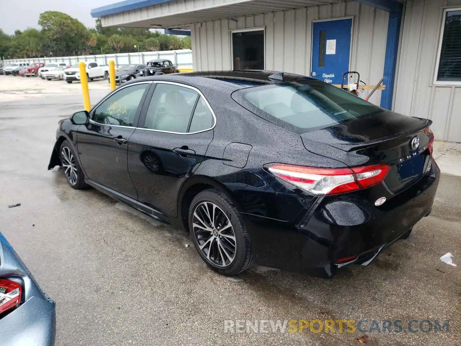 3 Photograph of a damaged car 4T1G11AK5LU511214 TOYOTA CAMRY 2020