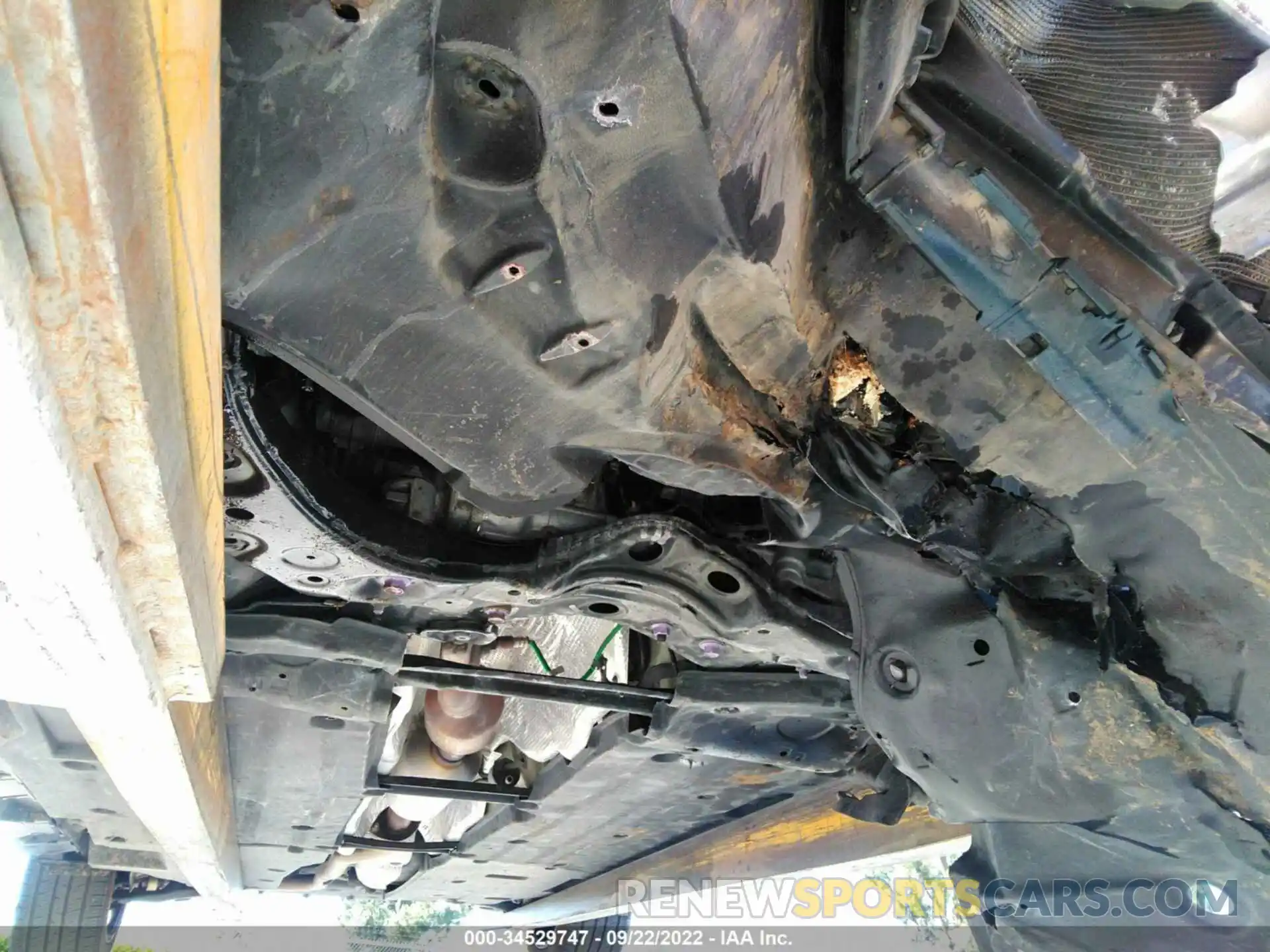 13 Photograph of a damaged car 4T1G11AK5LU861197 TOYOTA CAMRY 2020