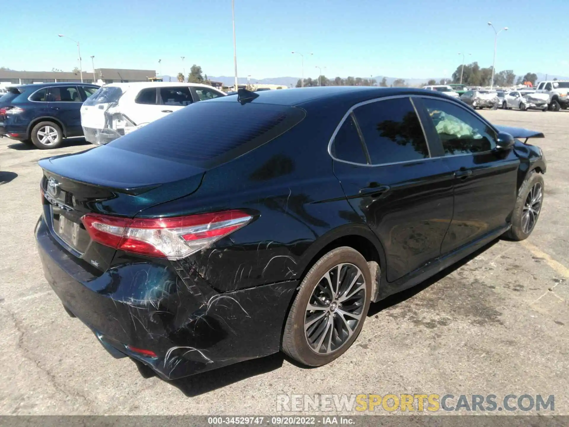 4 Photograph of a damaged car 4T1G11AK5LU861197 TOYOTA CAMRY 2020