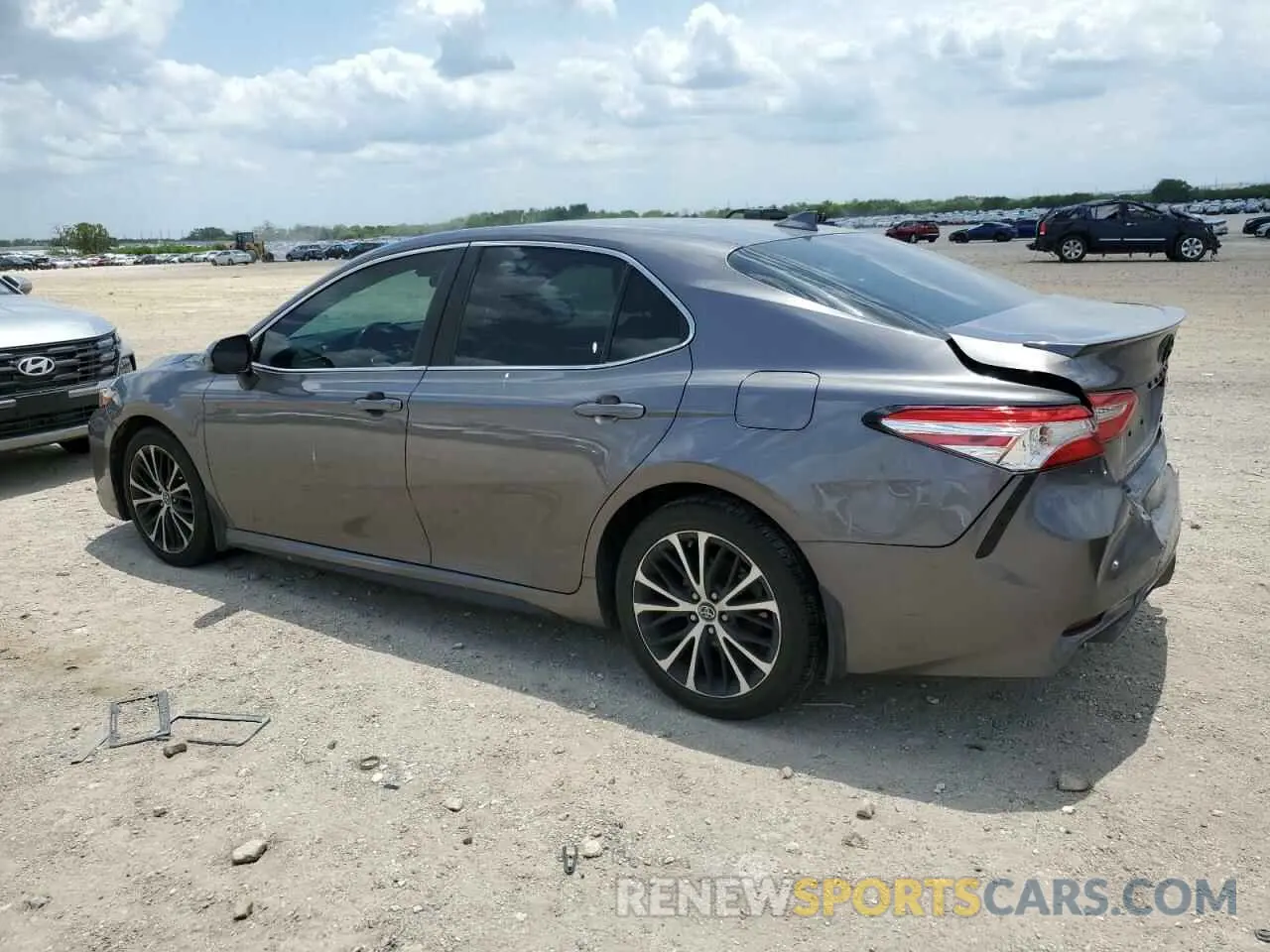 2 Photograph of a damaged car 4T1G11AK5LU866447 TOYOTA CAMRY 2020