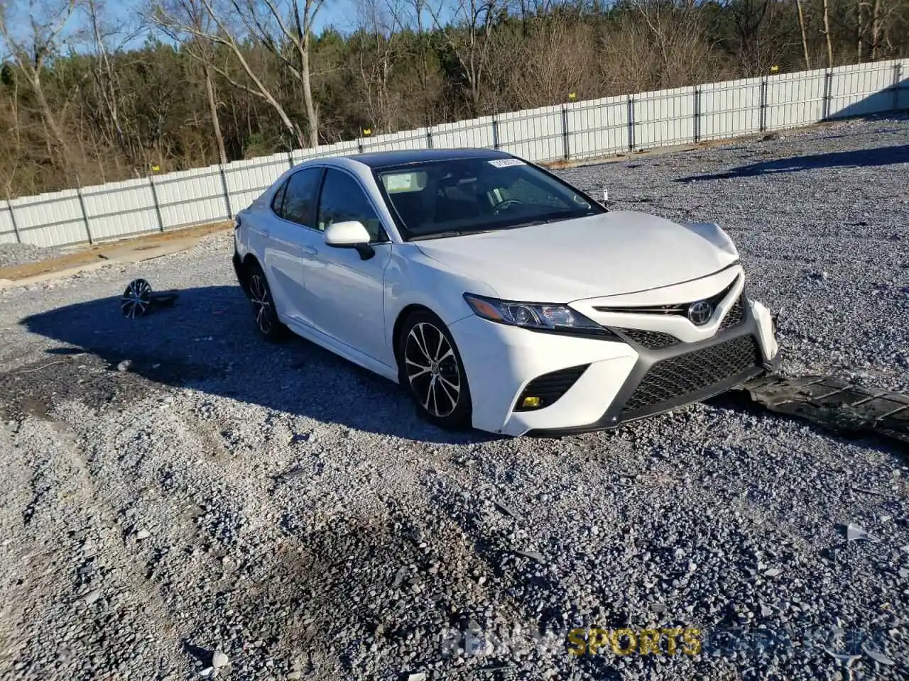 1 Photograph of a damaged car 4T1G11AK5LU875293 TOYOTA CAMRY 2020