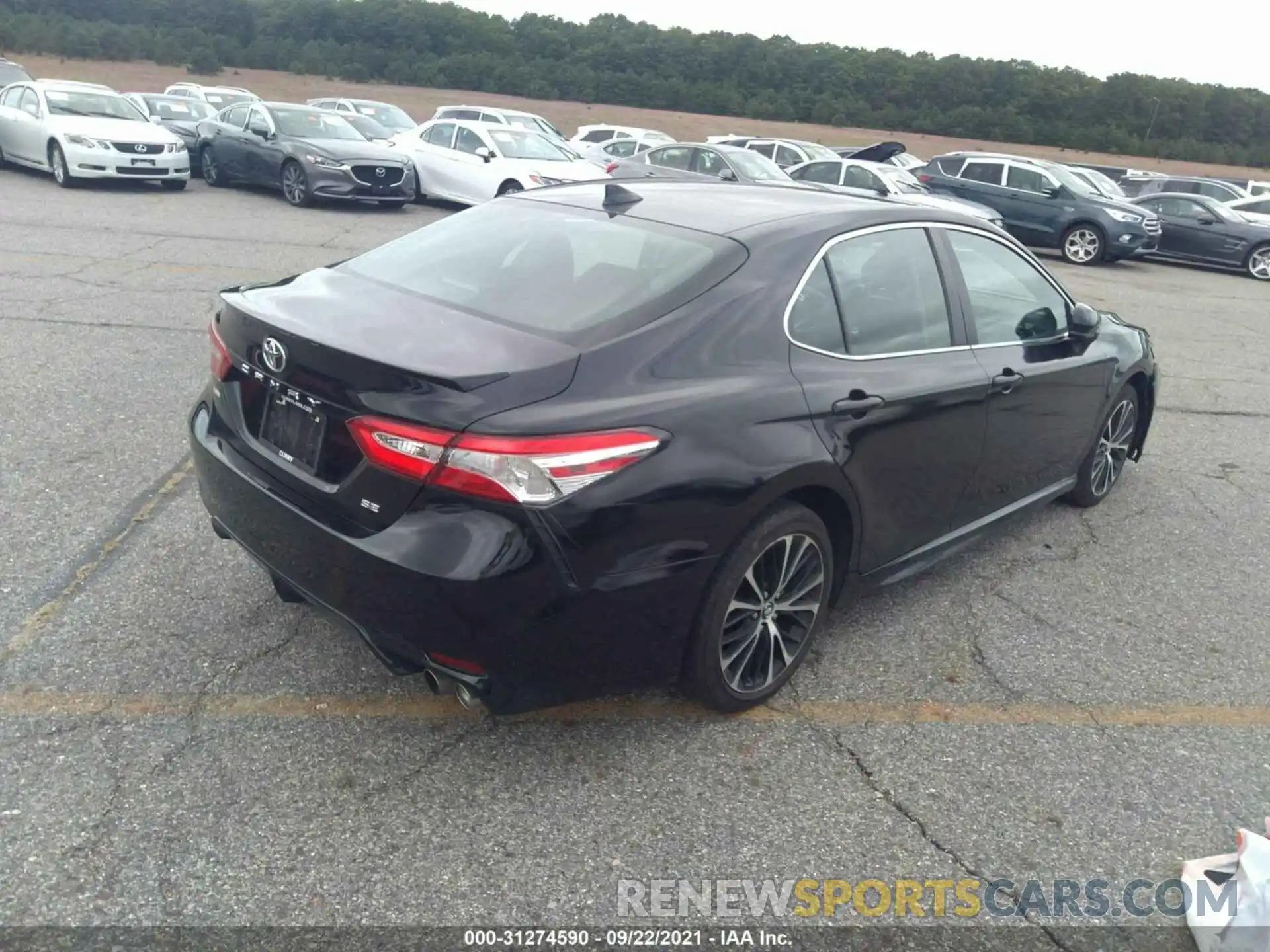 4 Photograph of a damaged car 4T1G11AK5LU890831 TOYOTA CAMRY 2020