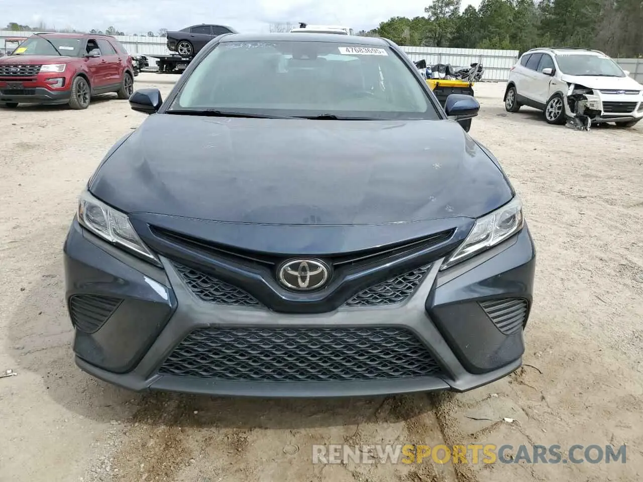 5 Photograph of a damaged car 4T1G11AK5LU893535 TOYOTA CAMRY 2020