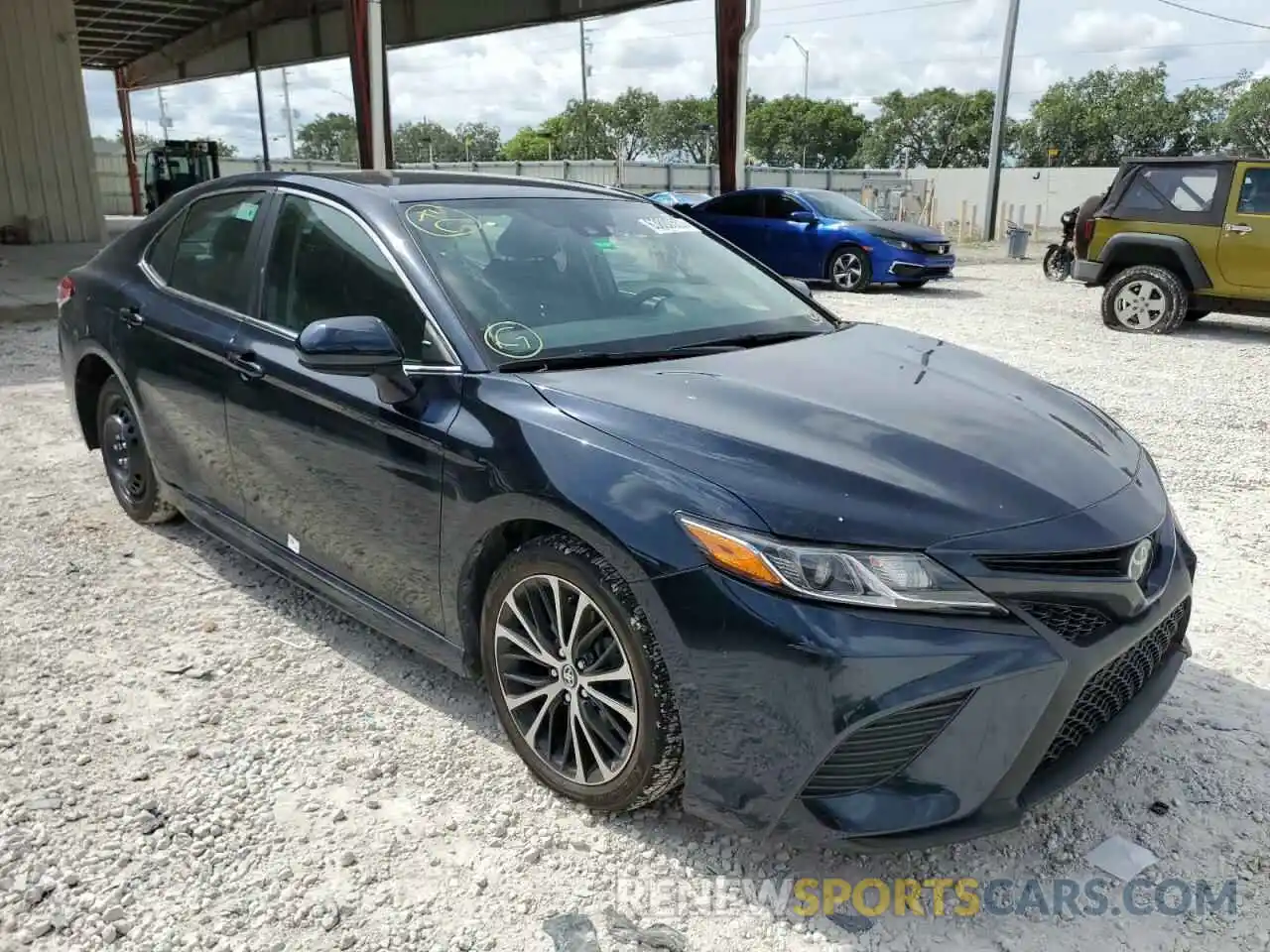 1 Photograph of a damaged car 4T1G11AK5LU900693 TOYOTA CAMRY 2020