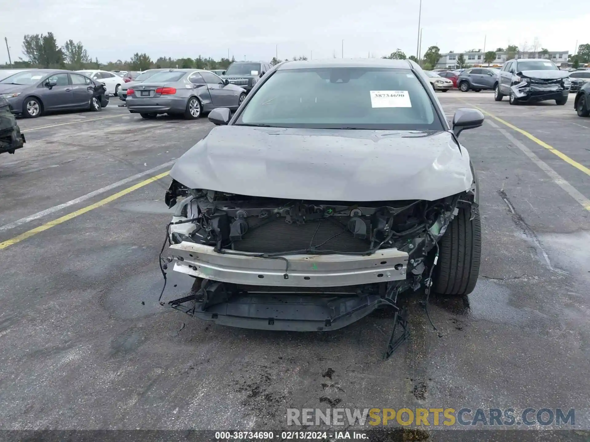 6 Photograph of a damaged car 4T1G11AK5LU908583 TOYOTA CAMRY 2020