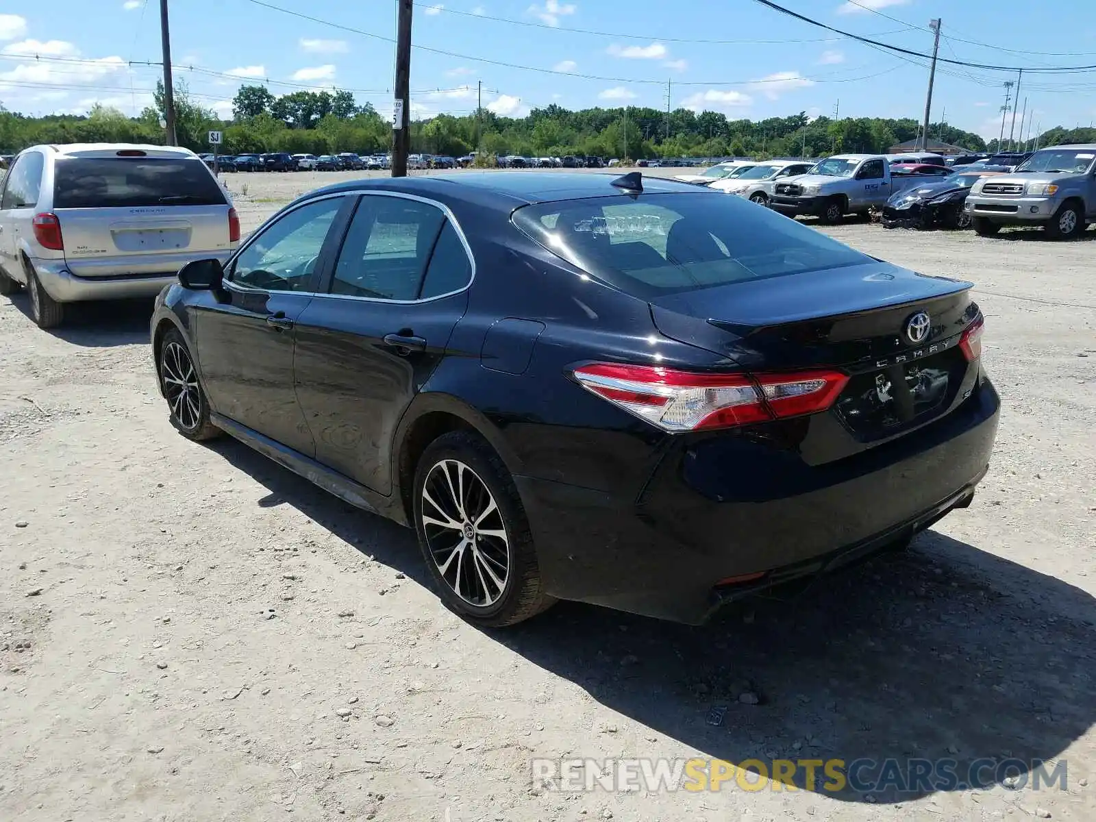 3 Photograph of a damaged car 4T1G11AK5LU916103 TOYOTA CAMRY 2020