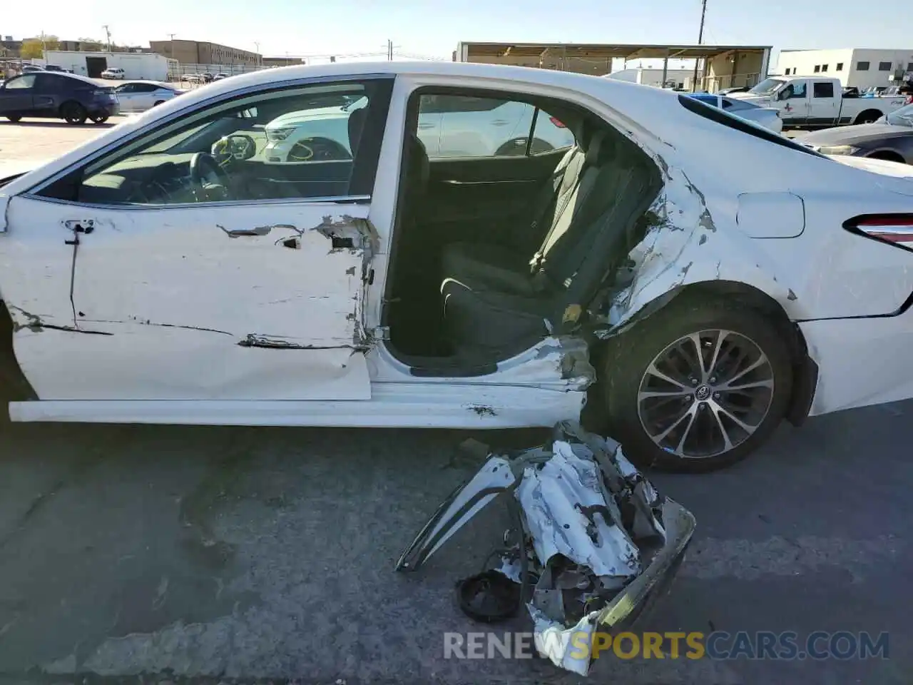 9 Photograph of a damaged car 4T1G11AK5LU917817 TOYOTA CAMRY 2020