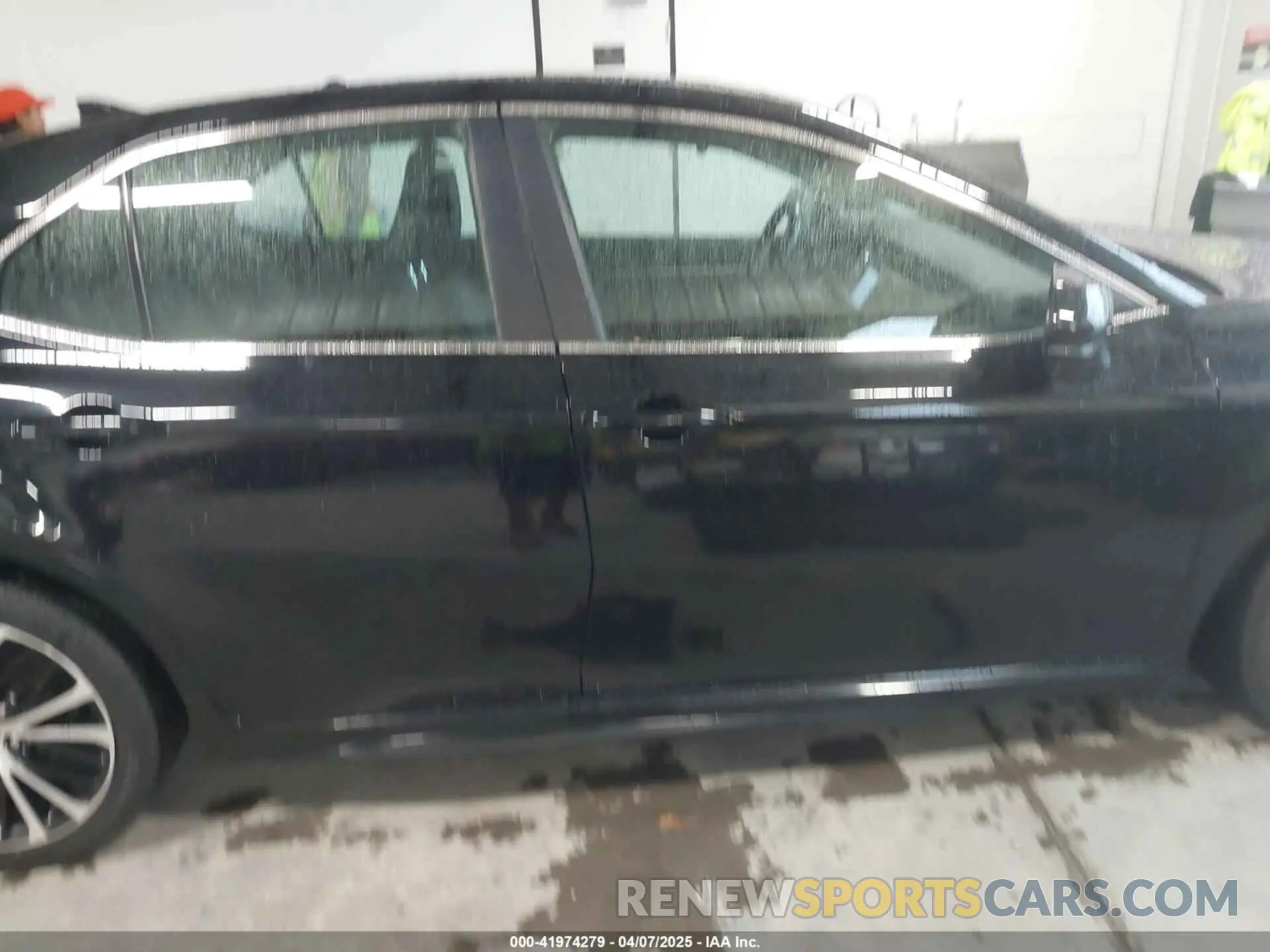 13 Photograph of a damaged car 4T1G11AK5LU918689 TOYOTA CAMRY 2020