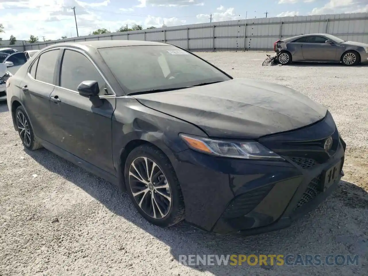 1 Photograph of a damaged car 4T1G11AK5LU920216 TOYOTA CAMRY 2020