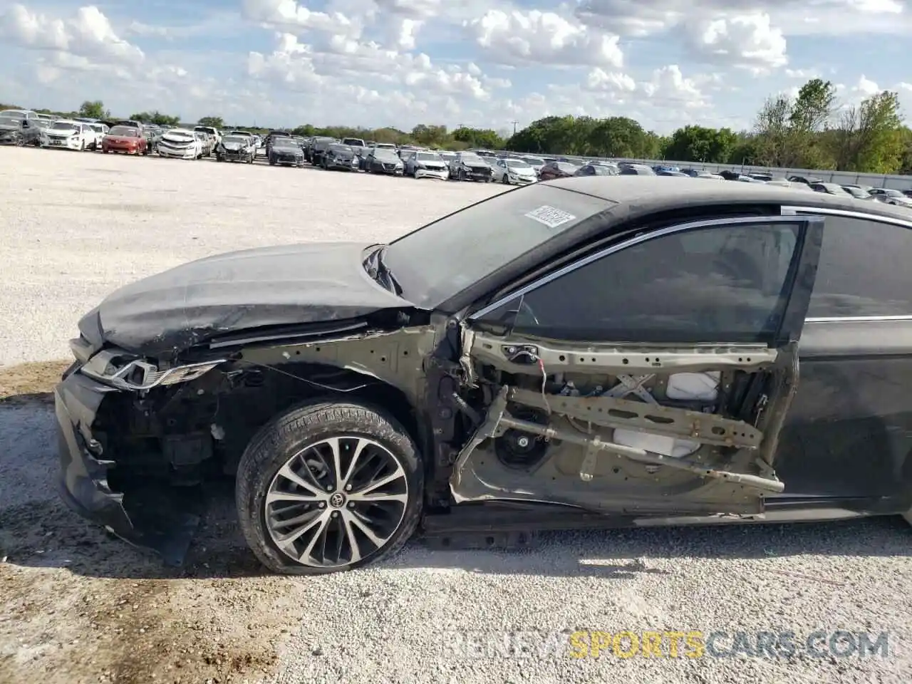 9 Photograph of a damaged car 4T1G11AK5LU920216 TOYOTA CAMRY 2020