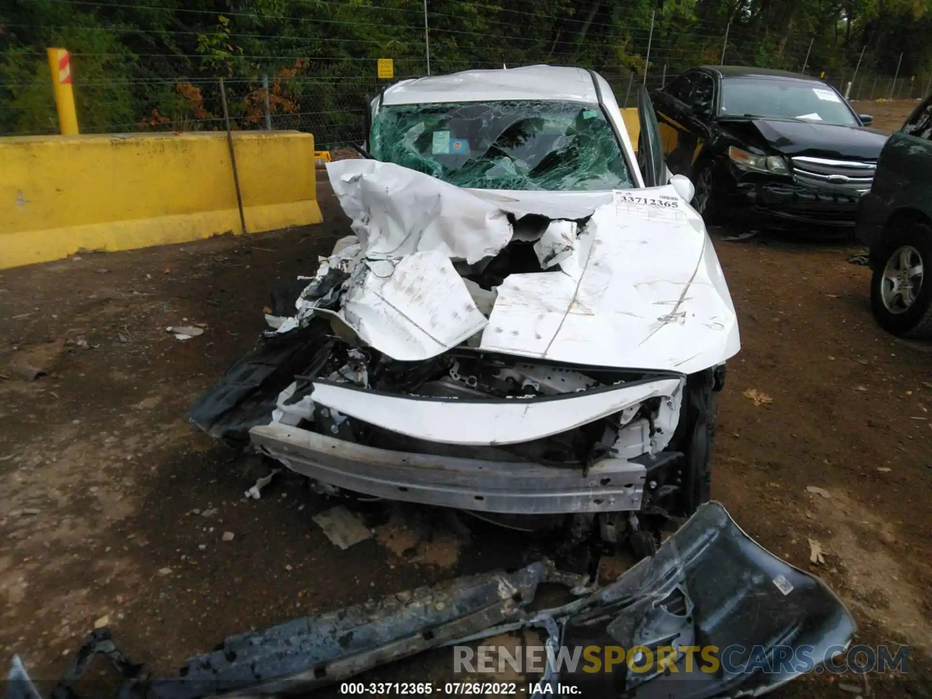 6 Photograph of a damaged car 4T1G11AK5LU928669 TOYOTA CAMRY 2020