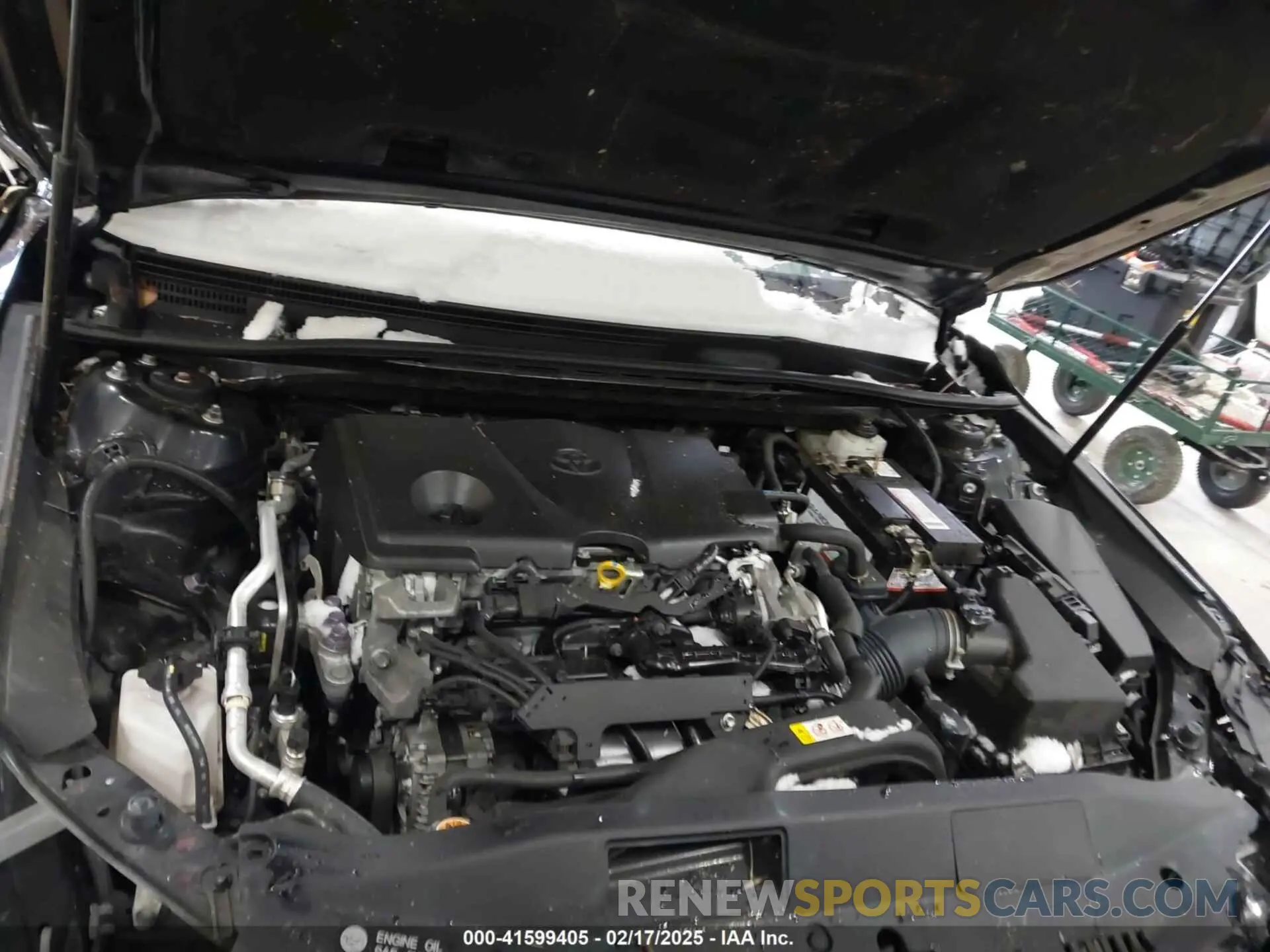 10 Photograph of a damaged car 4T1G11AK5LU929224 TOYOTA CAMRY 2020