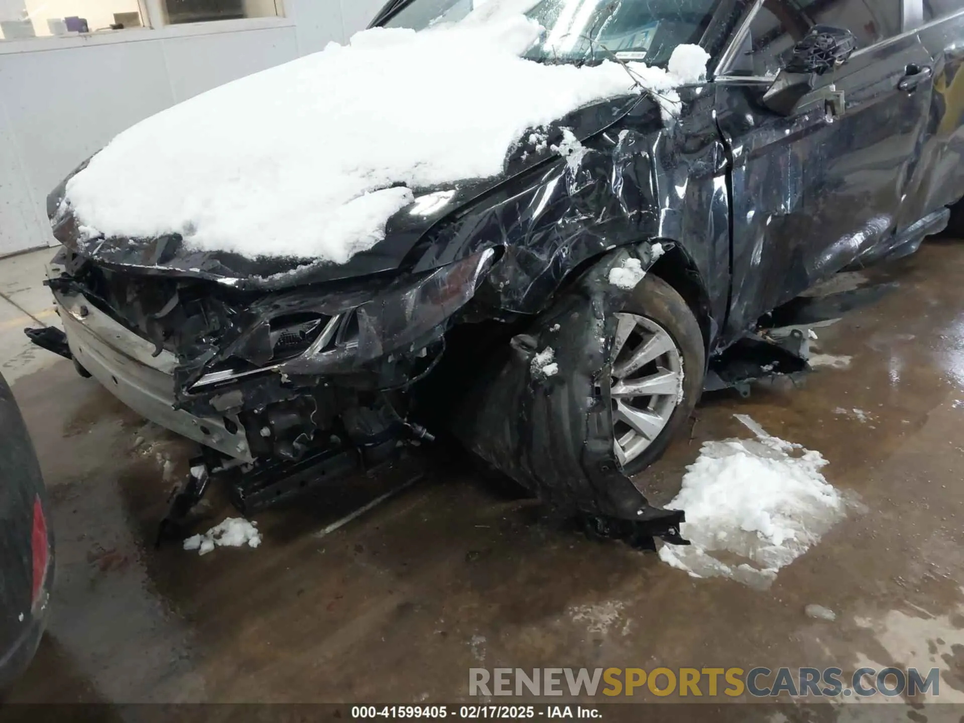 6 Photograph of a damaged car 4T1G11AK5LU929224 TOYOTA CAMRY 2020