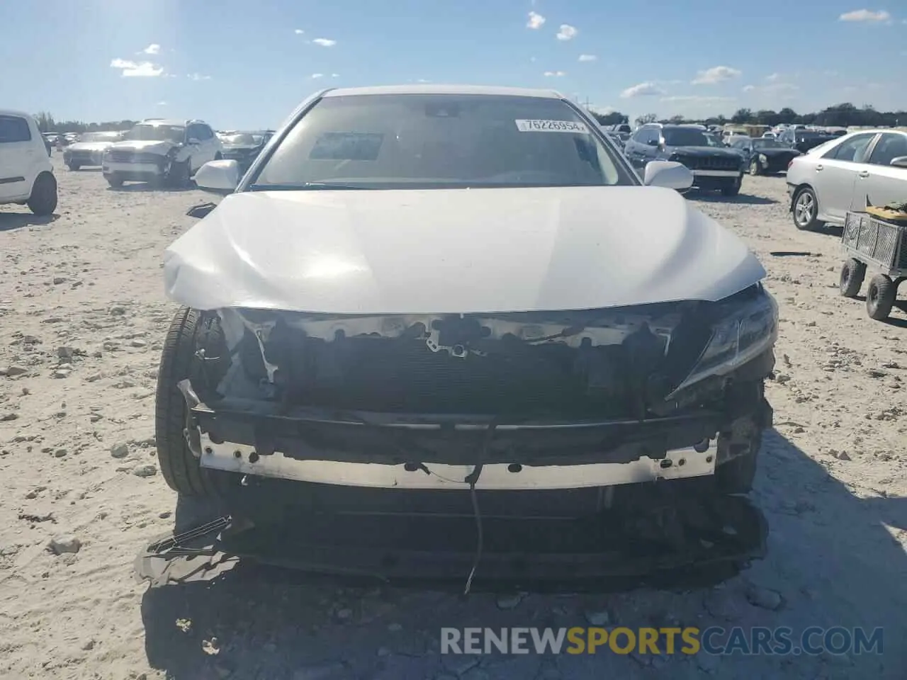 5 Photograph of a damaged car 4T1G11AK5LU930888 TOYOTA CAMRY 2020