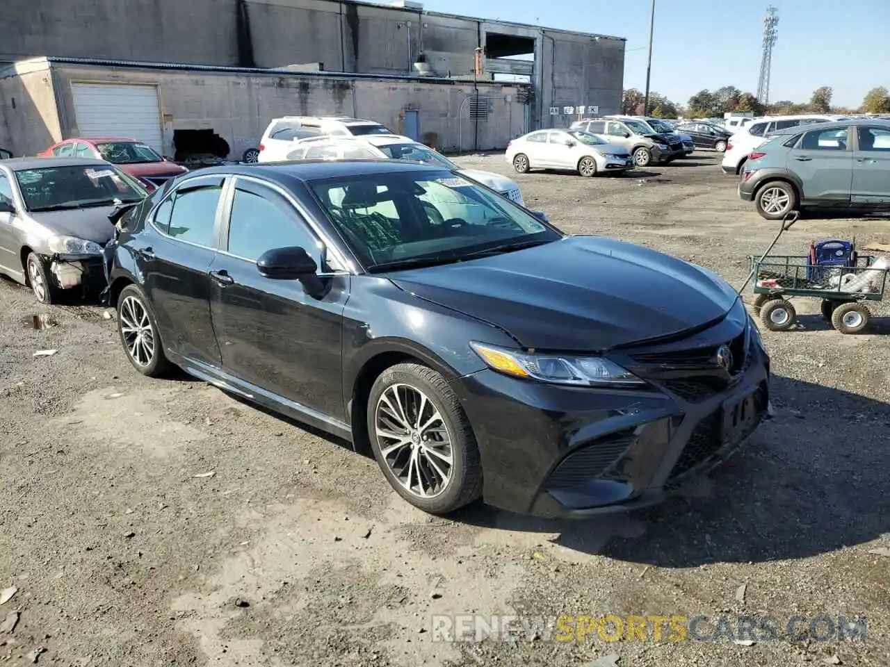 1 Photograph of a damaged car 4T1G11AK5LU934181 TOYOTA CAMRY 2020