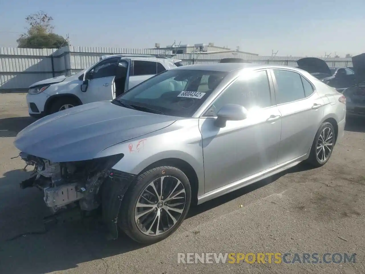 1 Photograph of a damaged car 4T1G11AK5LU944001 TOYOTA CAMRY 2020