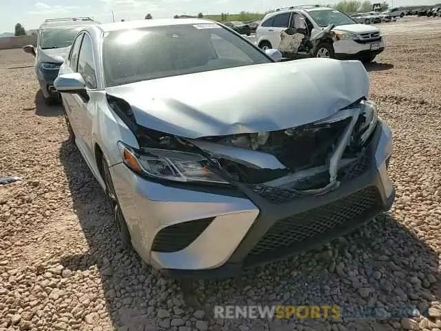 11 Photograph of a damaged car 4T1G11AK5LU944211 TOYOTA CAMRY 2020