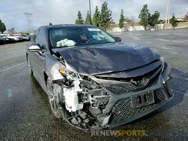 10 Photograph of a damaged car 4T1G11AK5LU946007 TOYOTA CAMRY 2020