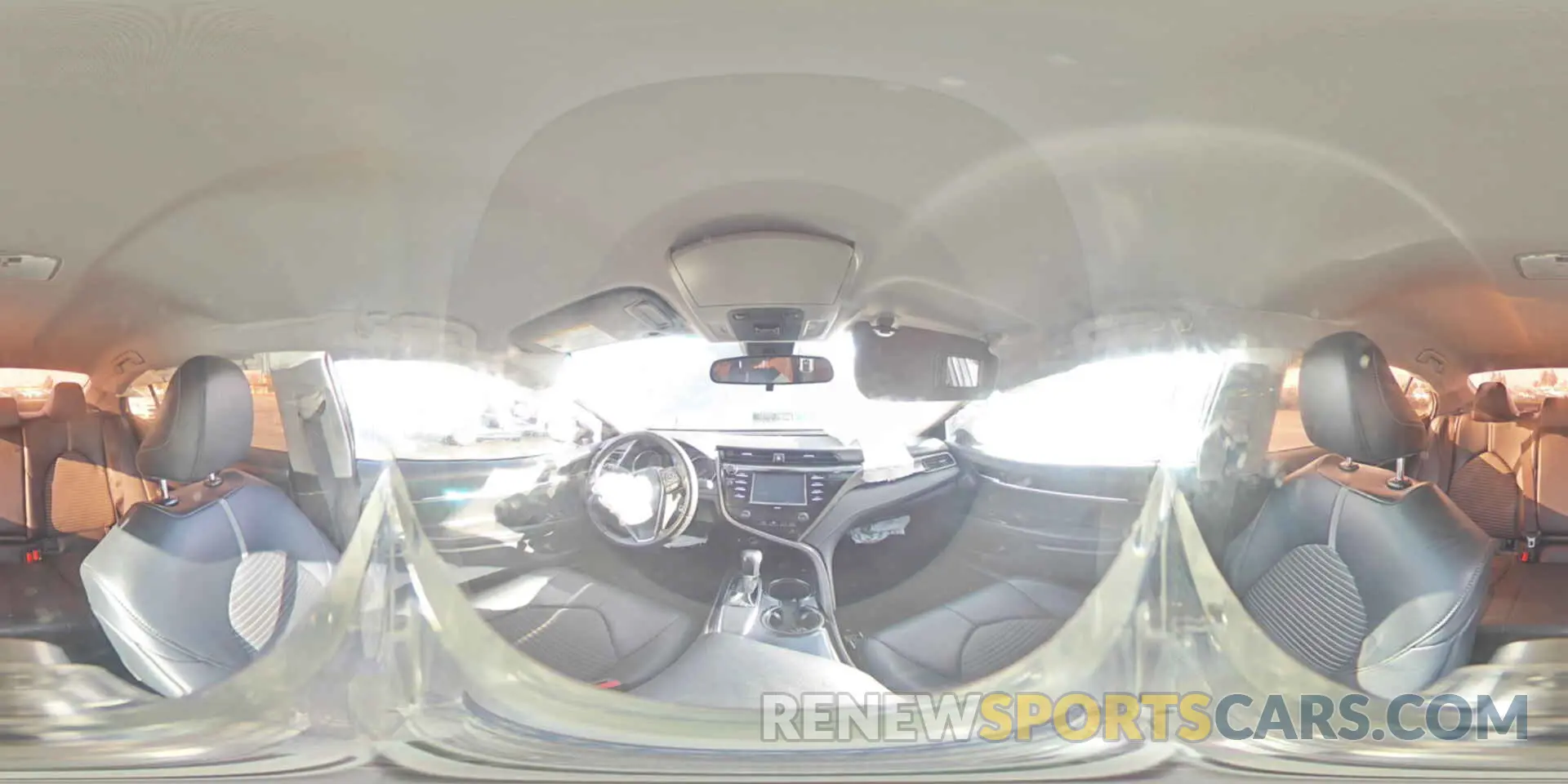 12 Photograph of a damaged car 4T1G11AK5LU946007 TOYOTA CAMRY 2020