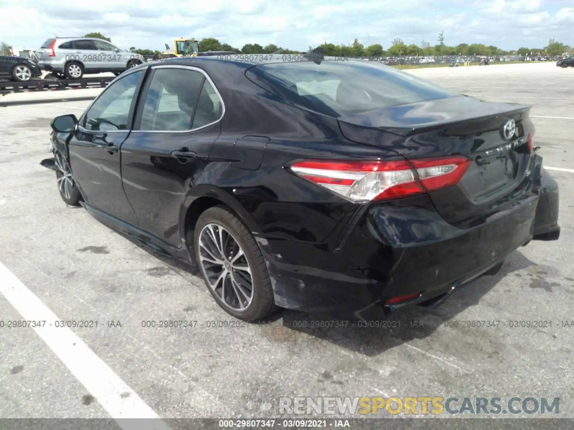 3 Photograph of a damaged car 4T1G11AK5LU947433 TOYOTA CAMRY 2020