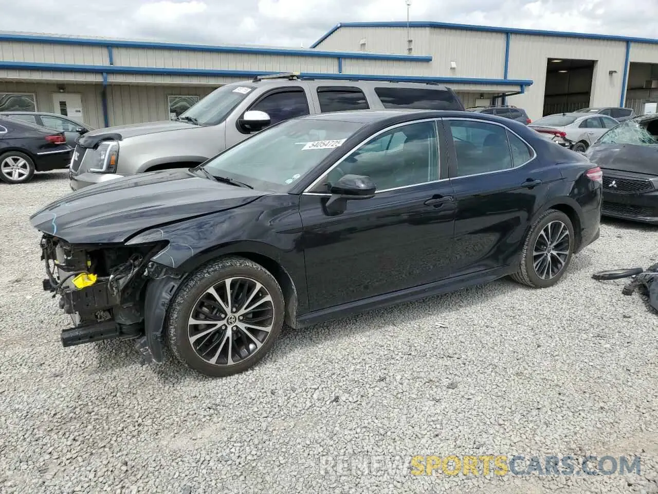 1 Photograph of a damaged car 4T1G11AK5LU951742 TOYOTA CAMRY 2020