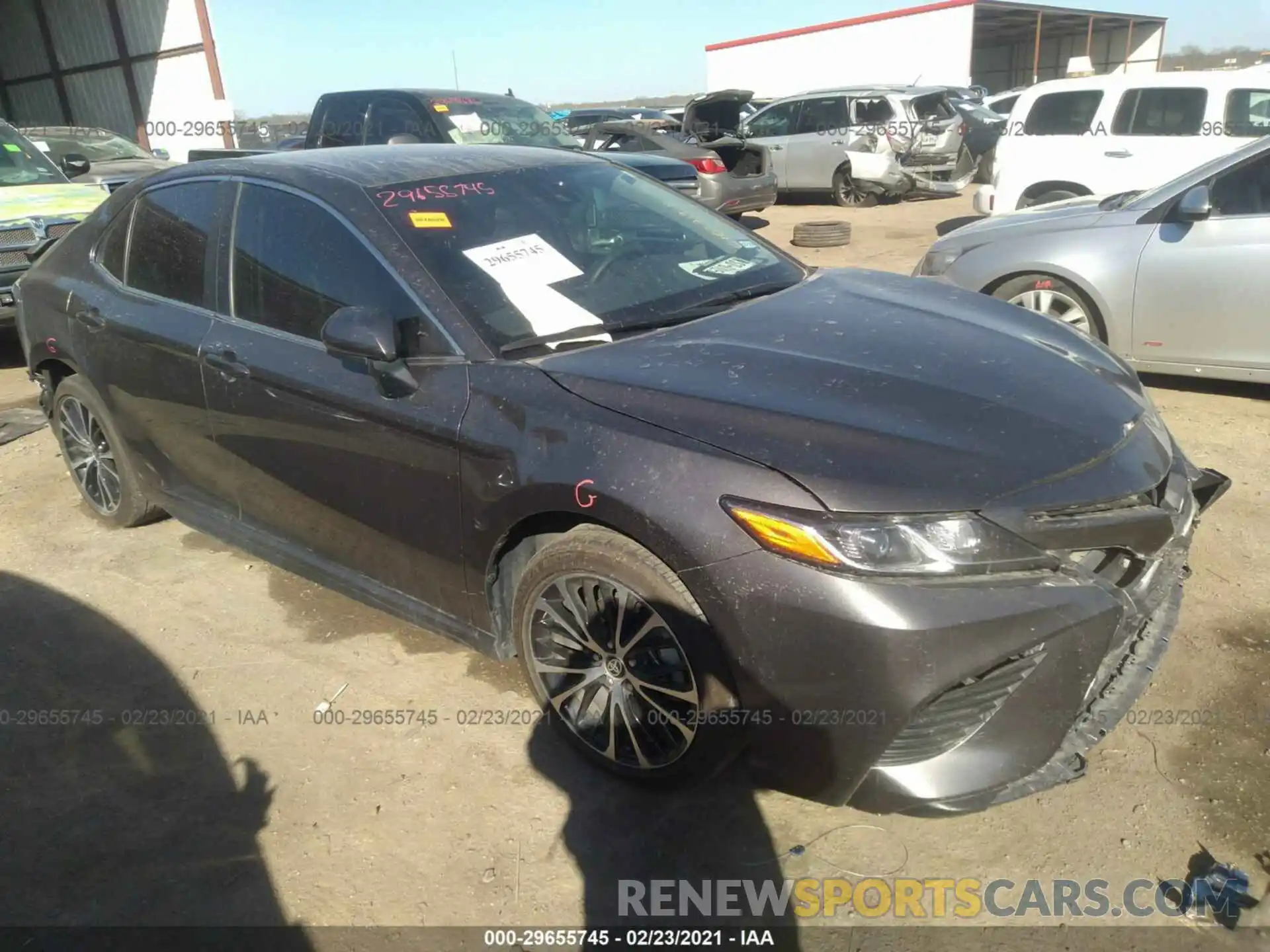 1 Photograph of a damaged car 4T1G11AK5LU959422 TOYOTA CAMRY 2020