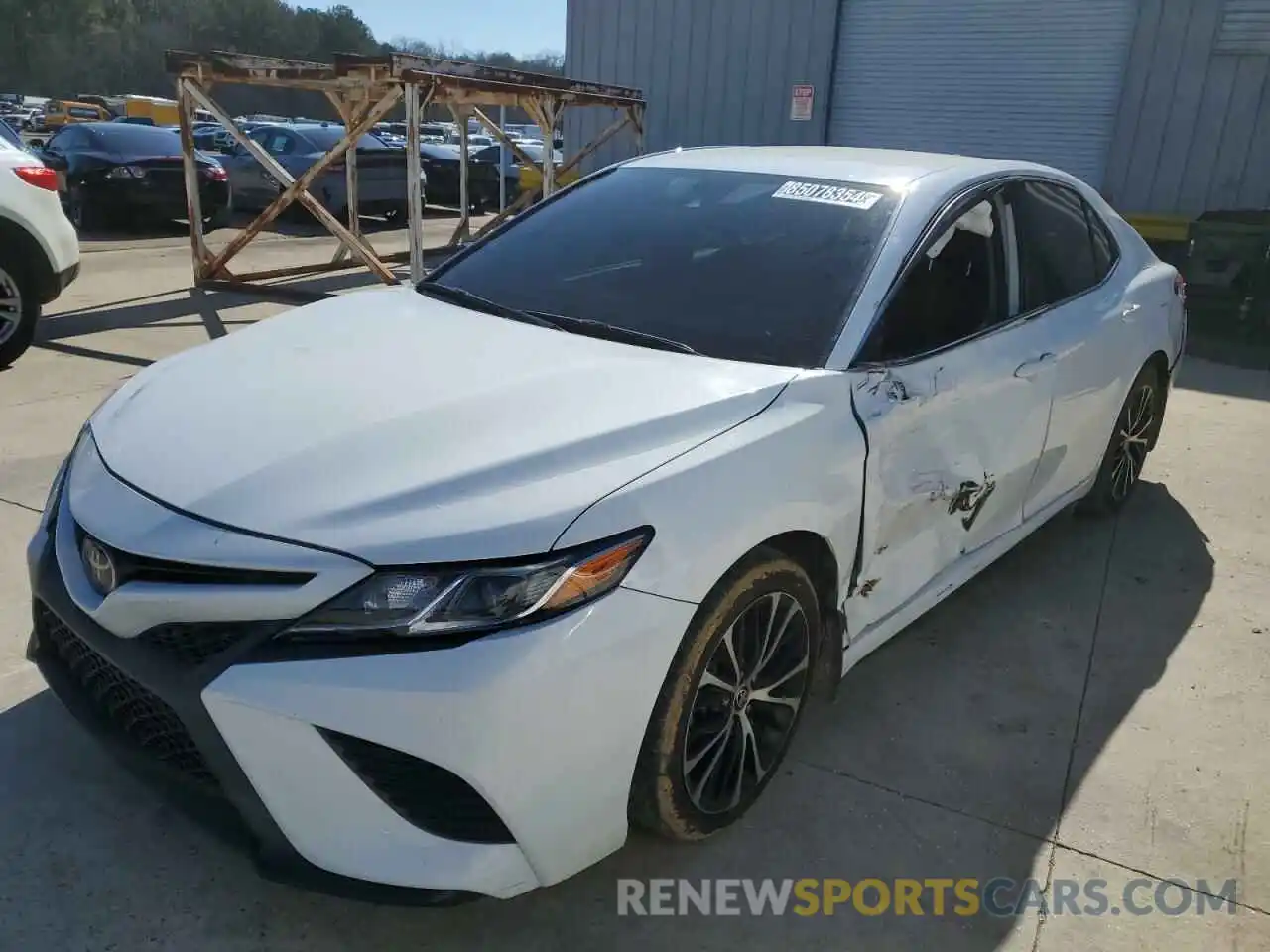 1 Photograph of a damaged car 4T1G11AK5LU968119 TOYOTA CAMRY 2020