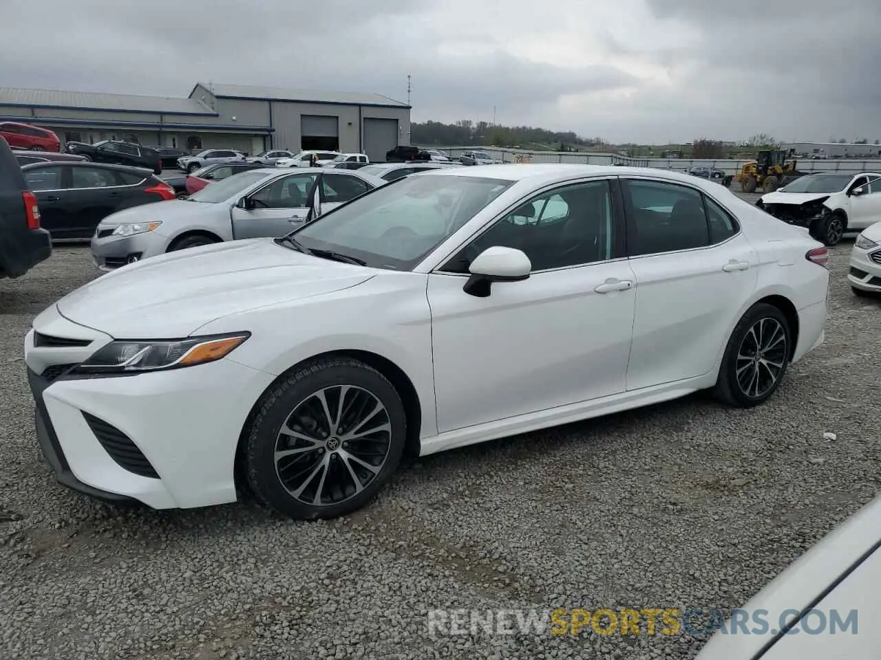 1 Photograph of a damaged car 4T1G11AK5LU984305 TOYOTA CAMRY 2020