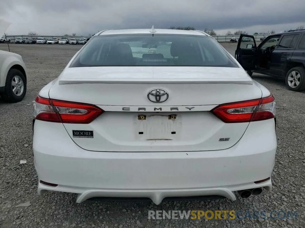 6 Photograph of a damaged car 4T1G11AK5LU984305 TOYOTA CAMRY 2020