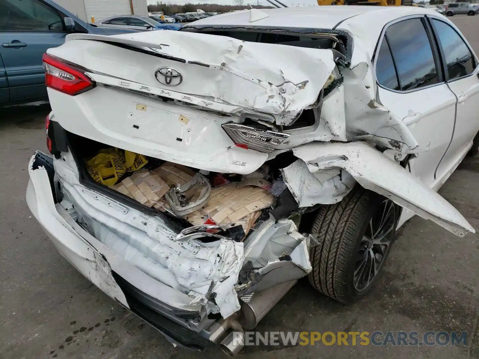 9 Photograph of a damaged car 4T1G11AK5LU984451 TOYOTA CAMRY 2020