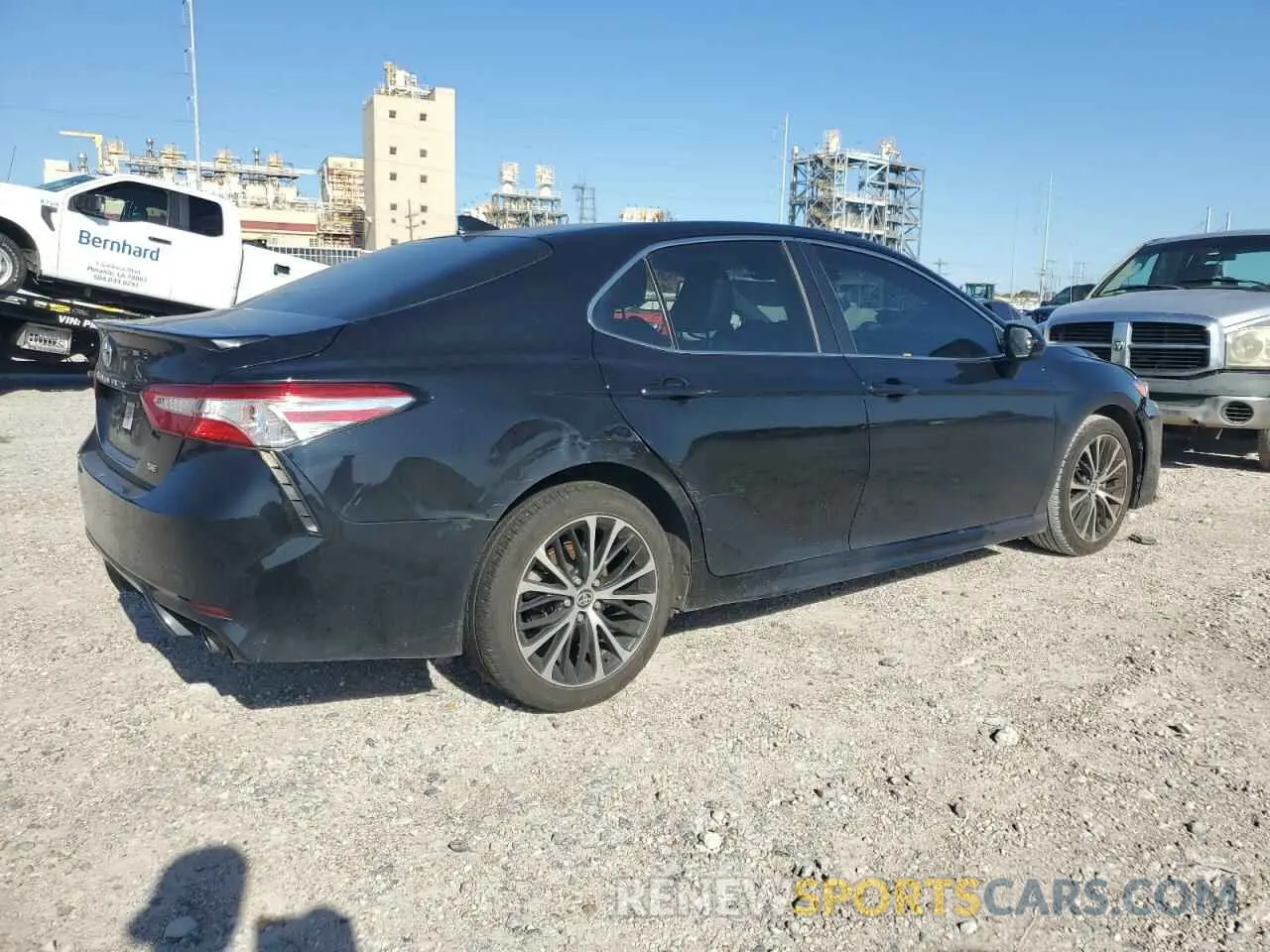 3 Photograph of a damaged car 4T1G11AK5LU987107 TOYOTA CAMRY 2020