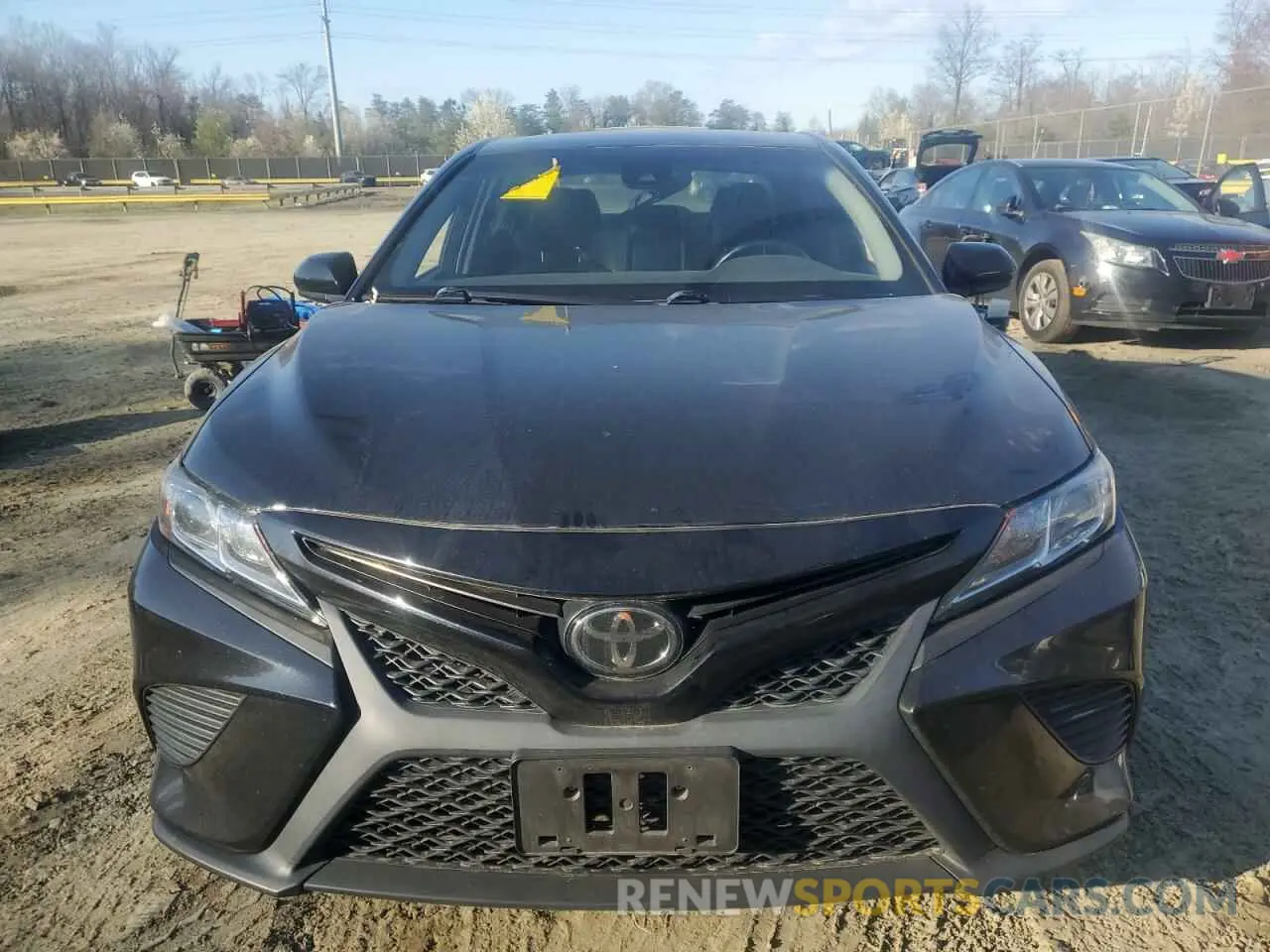 5 Photograph of a damaged car 4T1G11AK6LU301916 TOYOTA CAMRY 2020