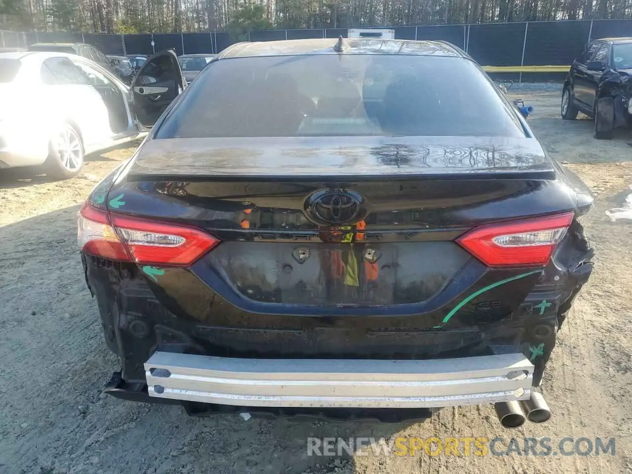 6 Photograph of a damaged car 4T1G11AK6LU301916 TOYOTA CAMRY 2020