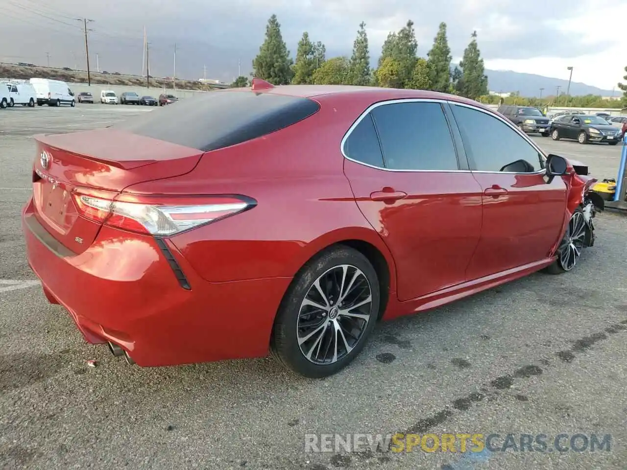 3 Photograph of a damaged car 4T1G11AK6LU302578 TOYOTA CAMRY 2020