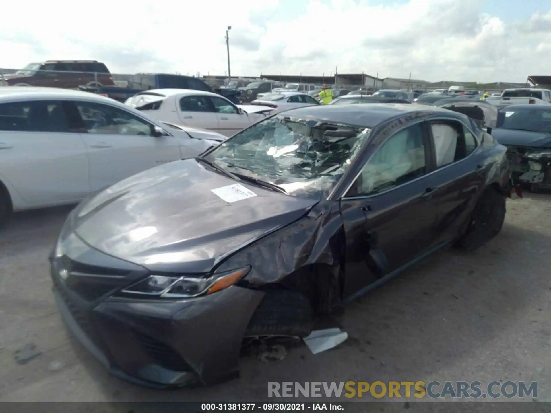 6 Photograph of a damaged car 4T1G11AK6LU306646 TOYOTA CAMRY 2020