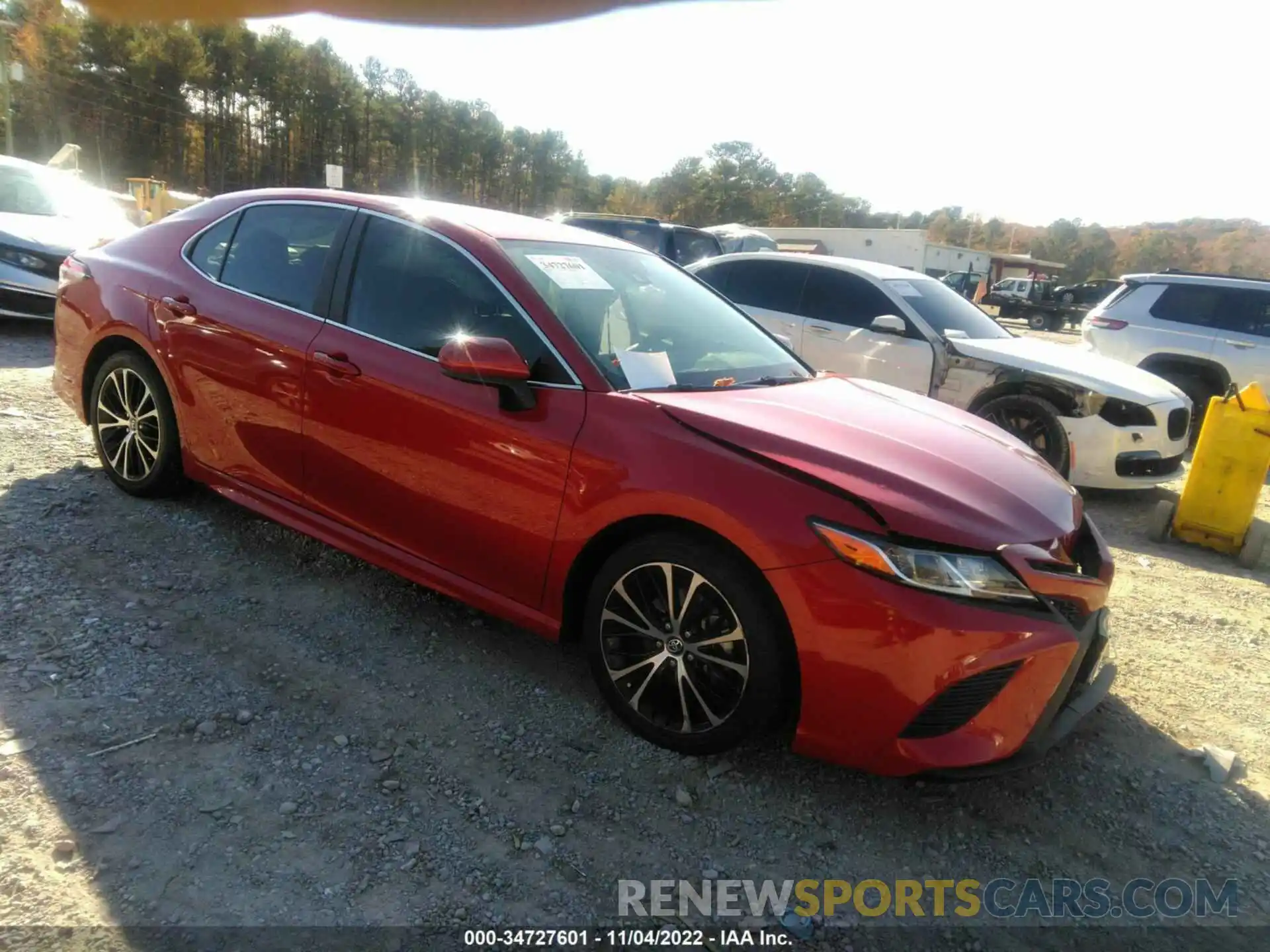 1 Photograph of a damaged car 4T1G11AK6LU322488 TOYOTA CAMRY 2020