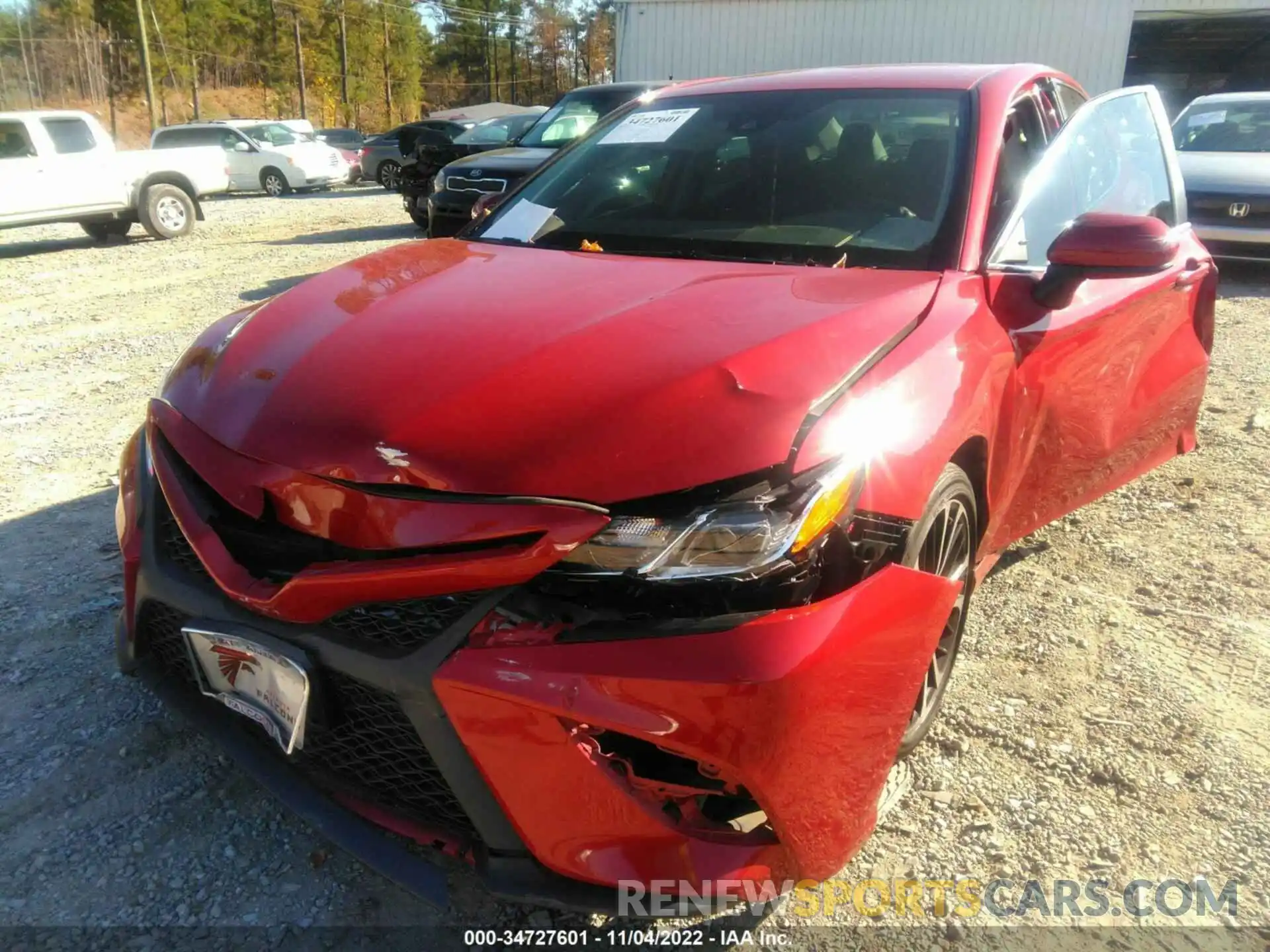 6 Photograph of a damaged car 4T1G11AK6LU322488 TOYOTA CAMRY 2020